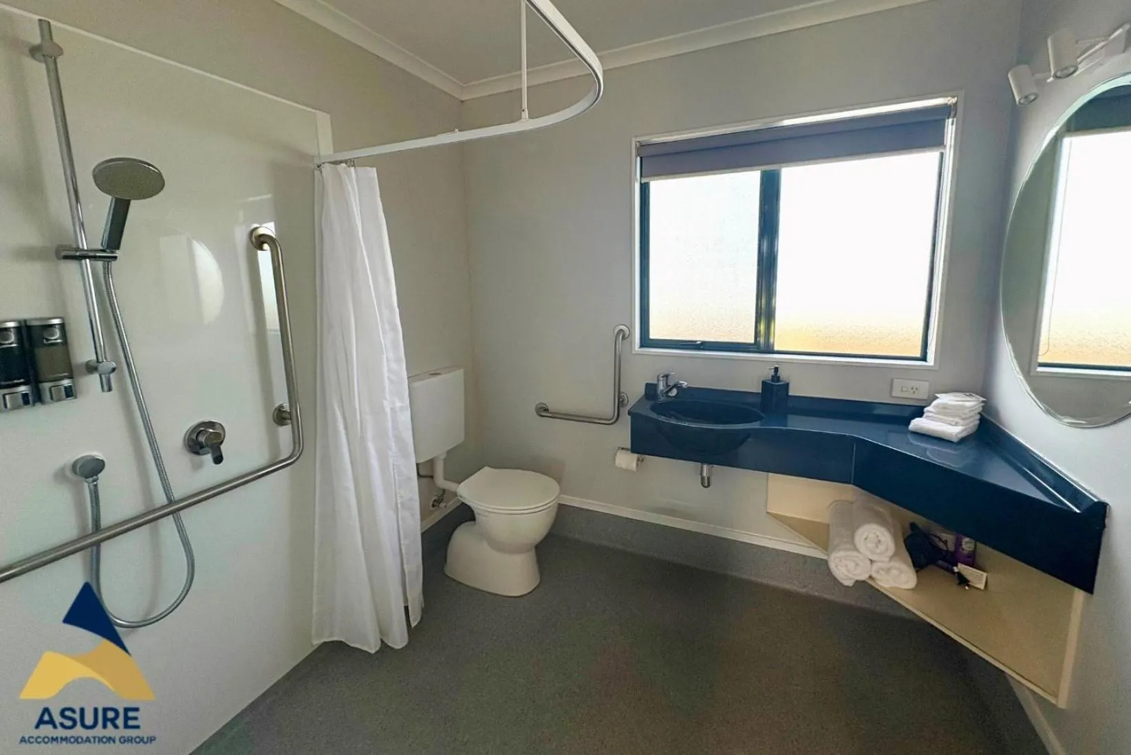 Bathroom in ASURE Albert Park Motor Lodge