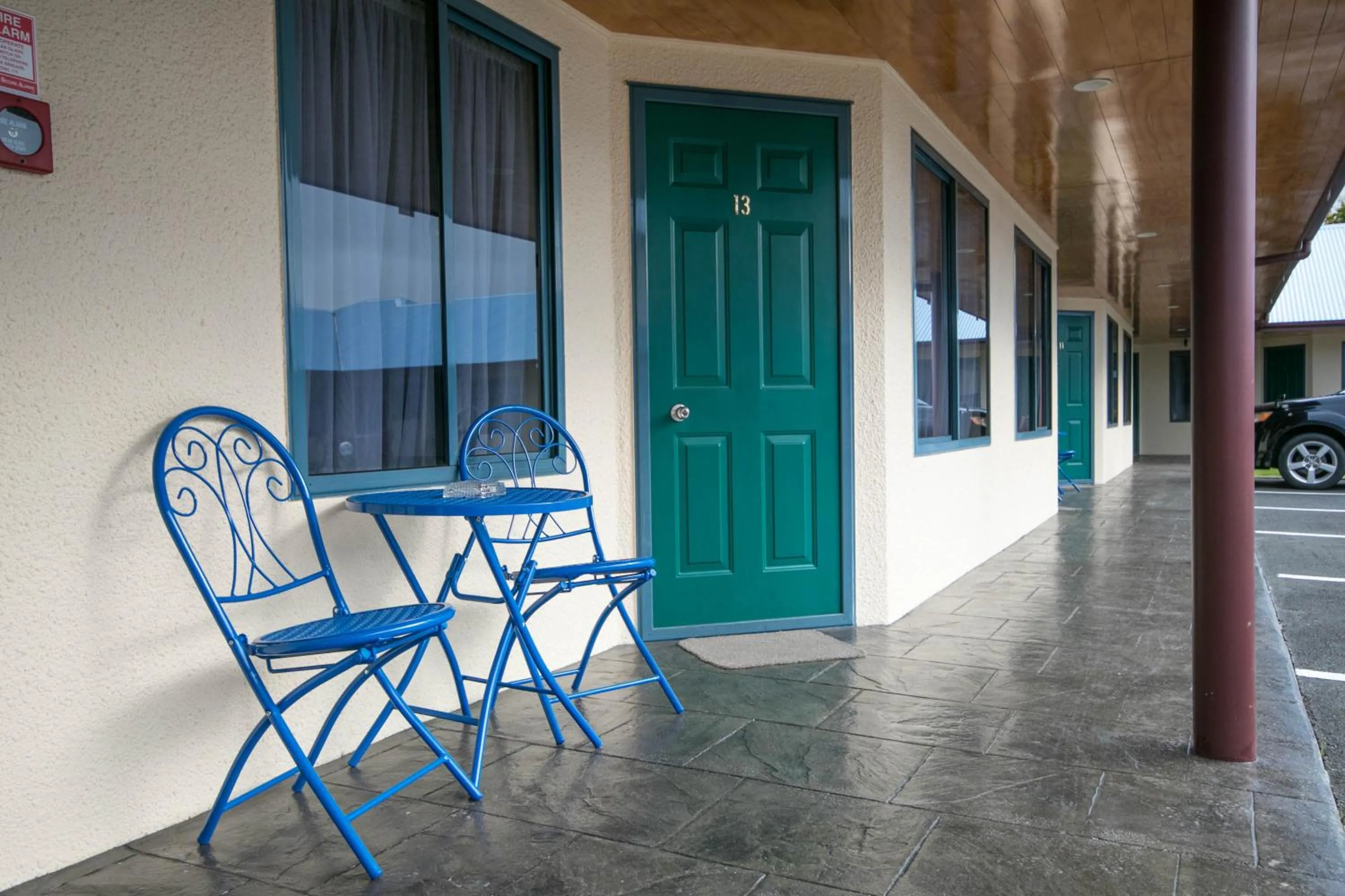 Patio in ASURE Albert Park Motor Lodge