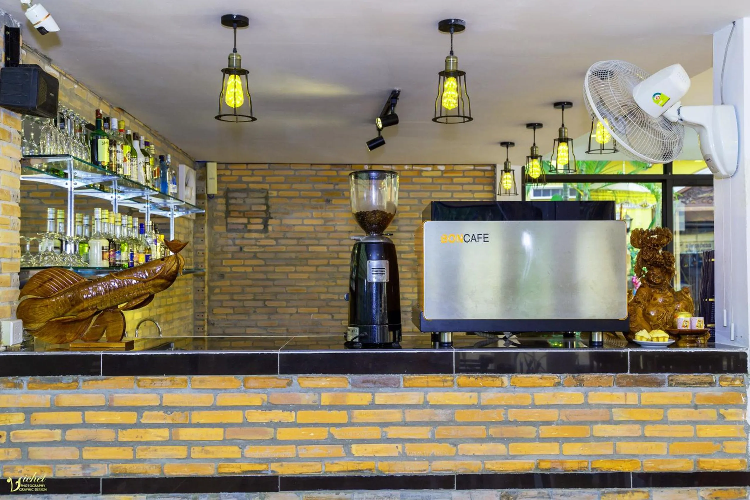 Coffee/tea facilities in Blossoming Romduol Boutique