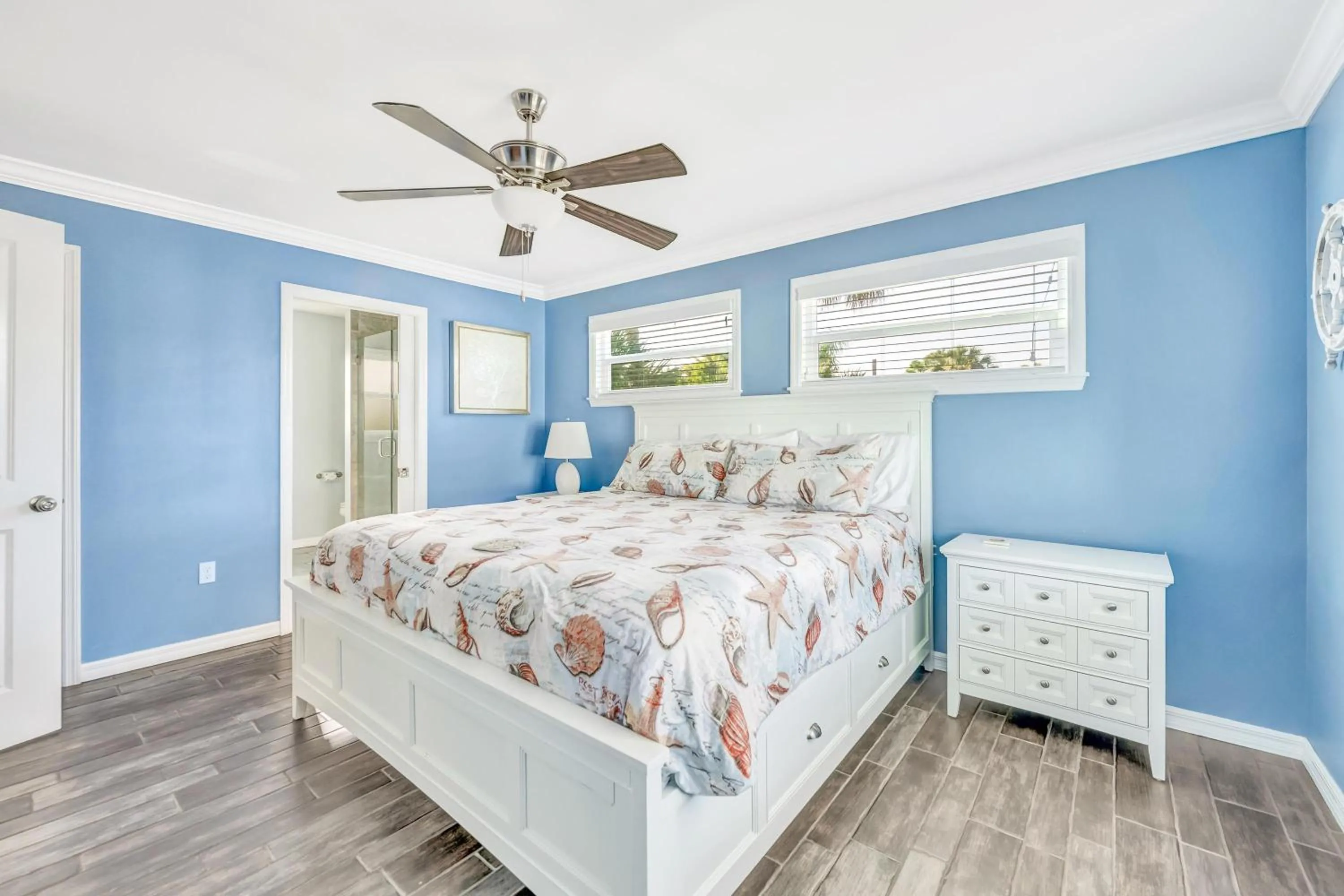 Bed in Whispering Whale Retreat