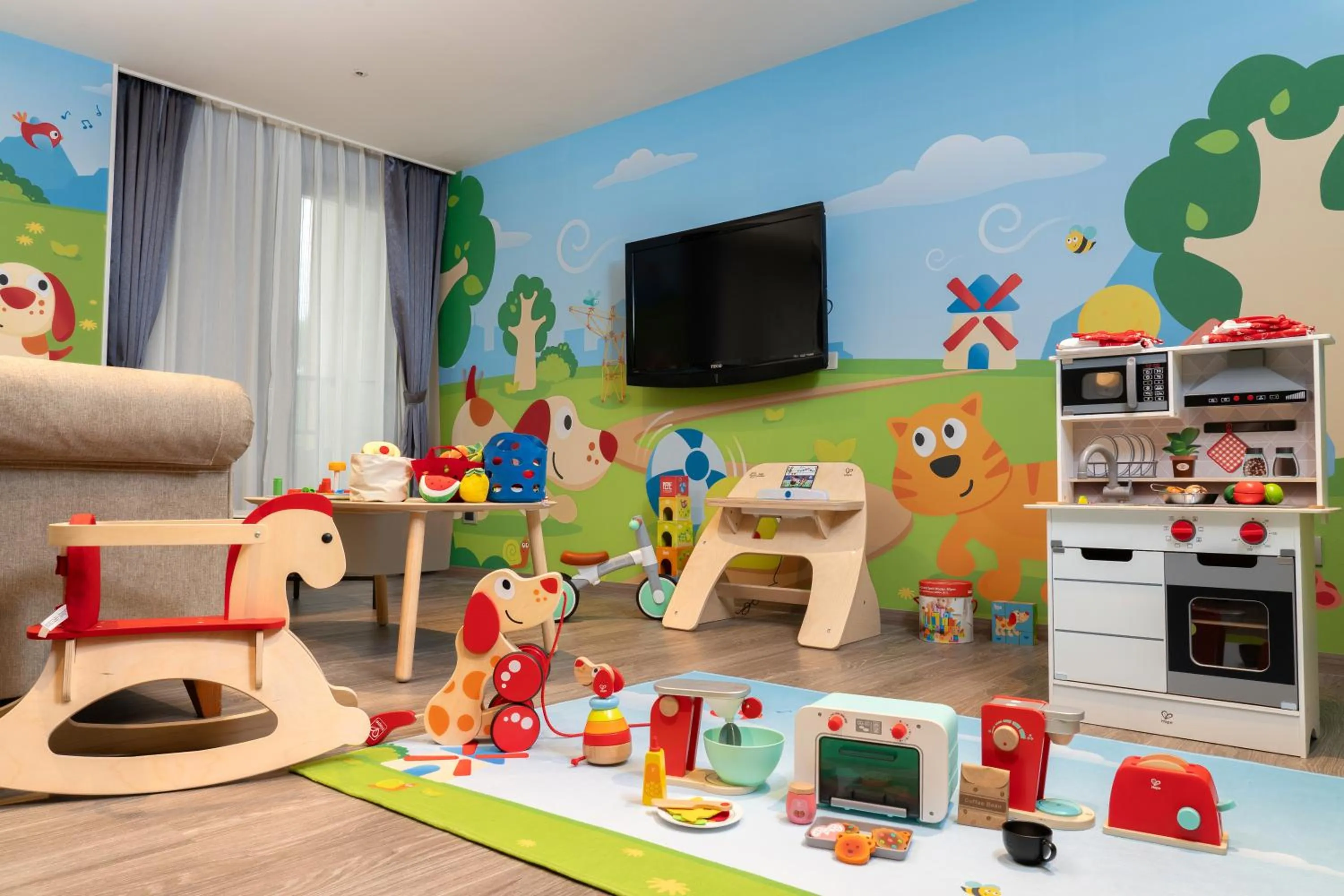 children in E-DA Skylark Hotel