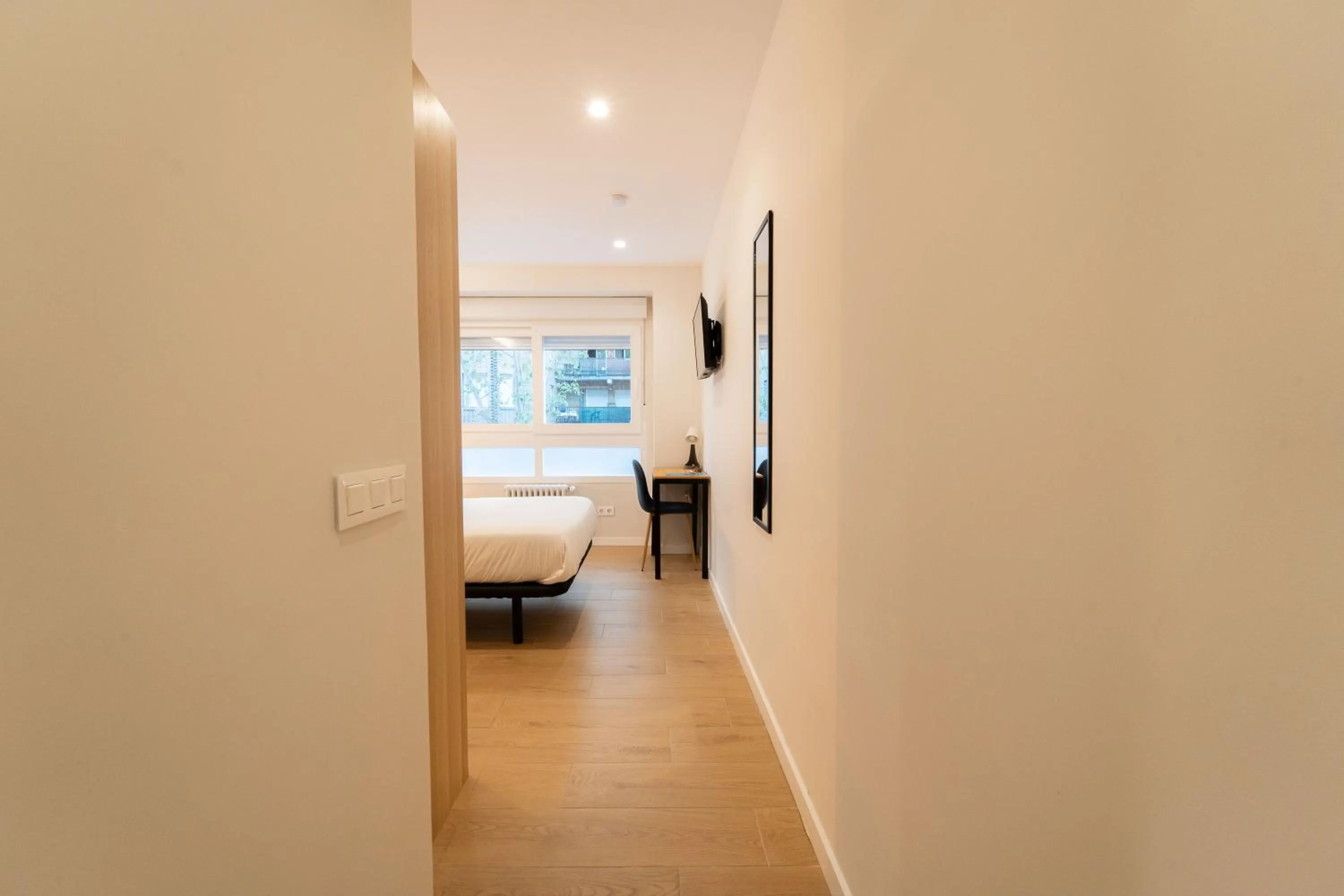 Bed in I'M Room Suites Nuevos Ministerios - Bernabeu 'Digital Access'