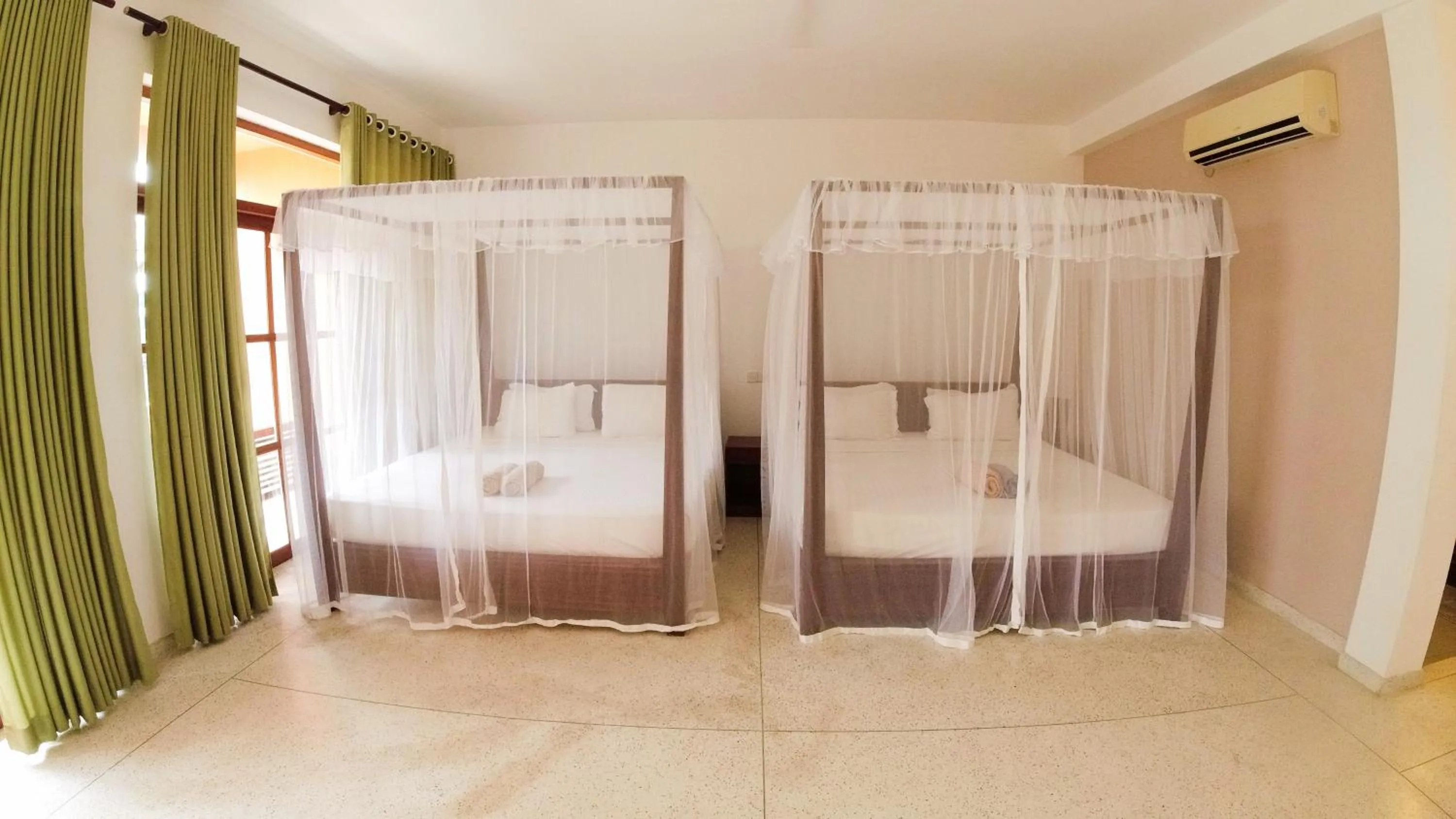 Bedroom, Bed in Esprit d'Ici Hotel