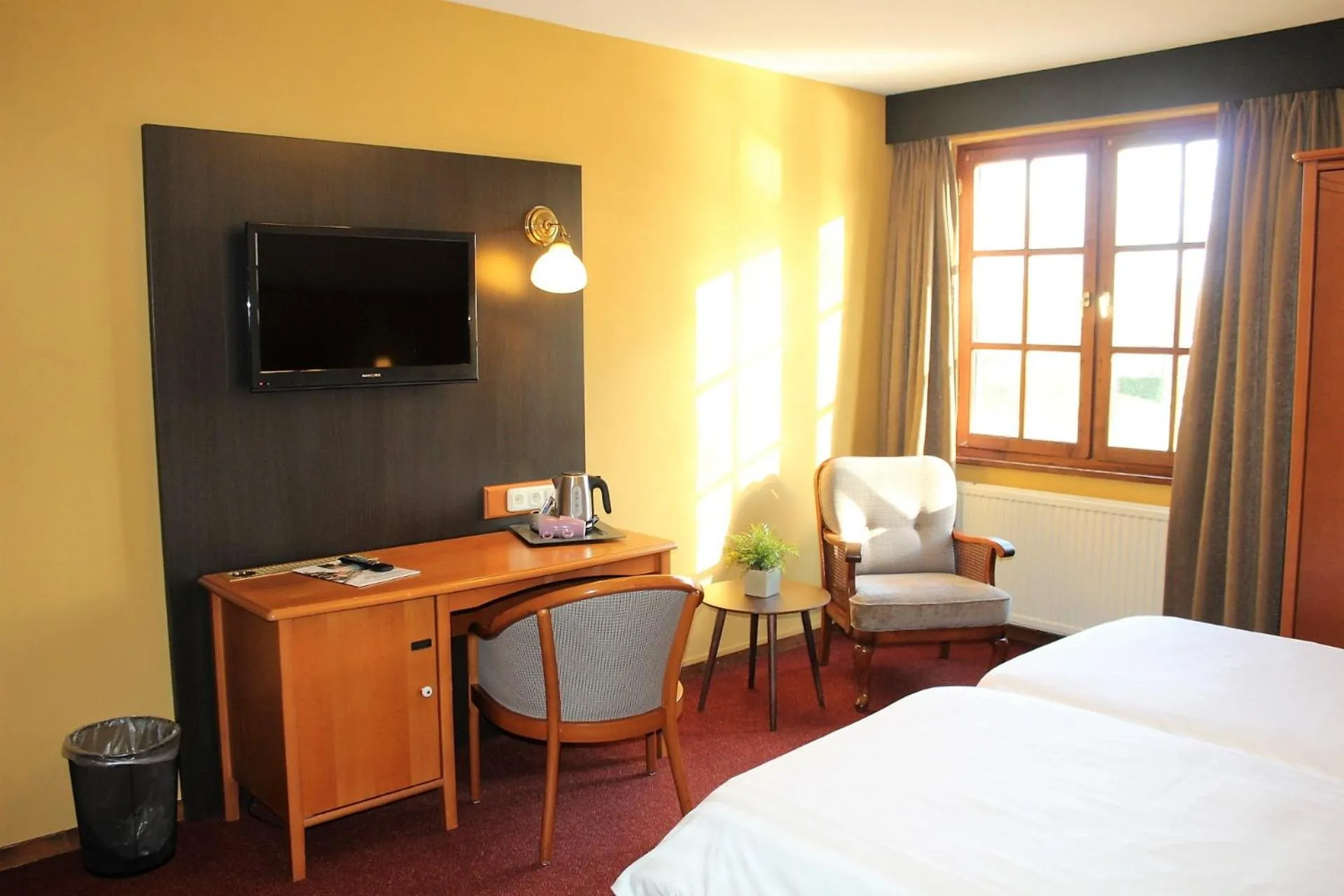 Bed in Hotel Restaurant De Roosterhoeve