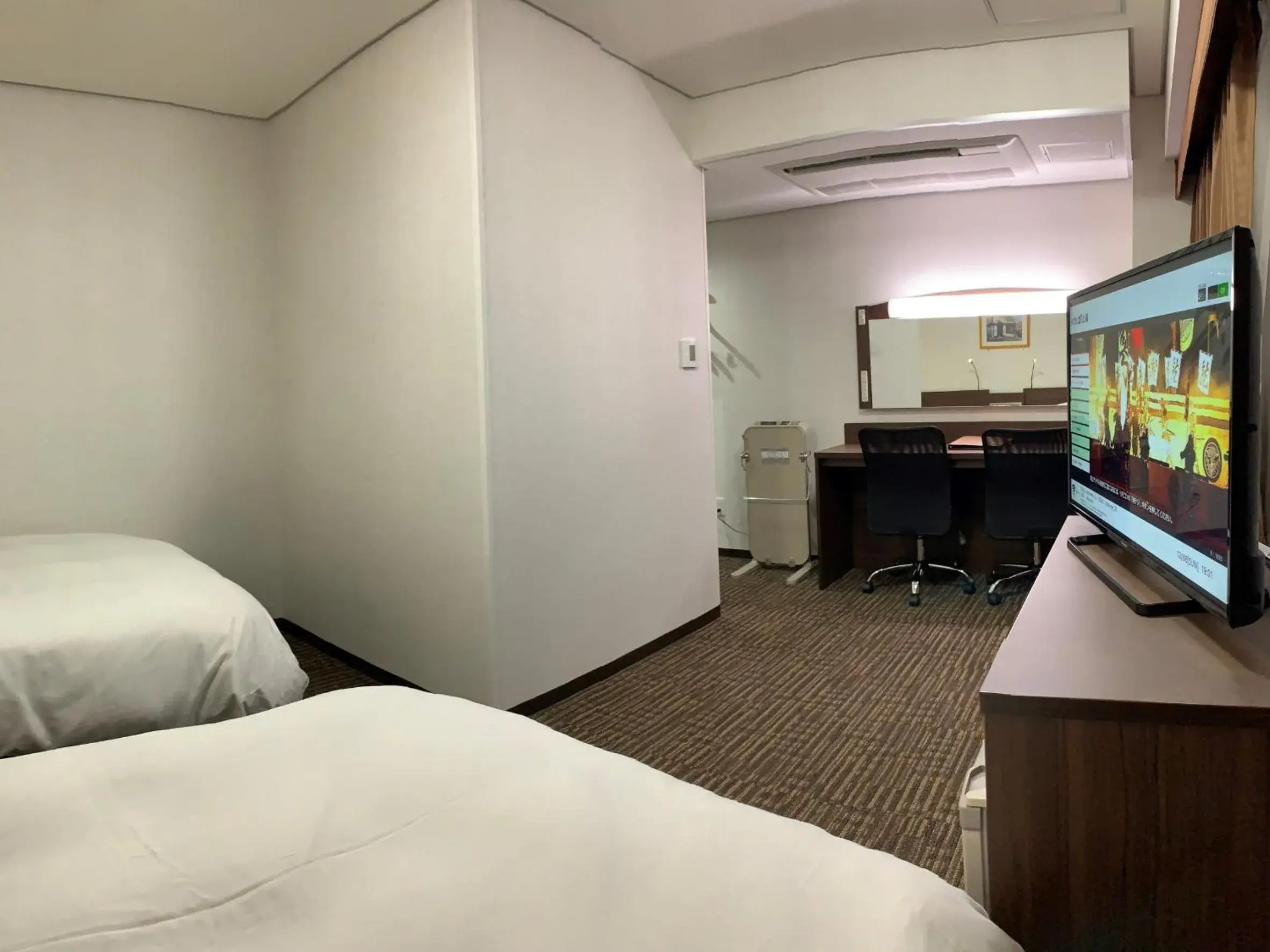 Twin Room - Non-Smoking in Hotel Alpha-One Joetsu Twin Room - Non-Smoking in Hotel Alpha-One Joetsu