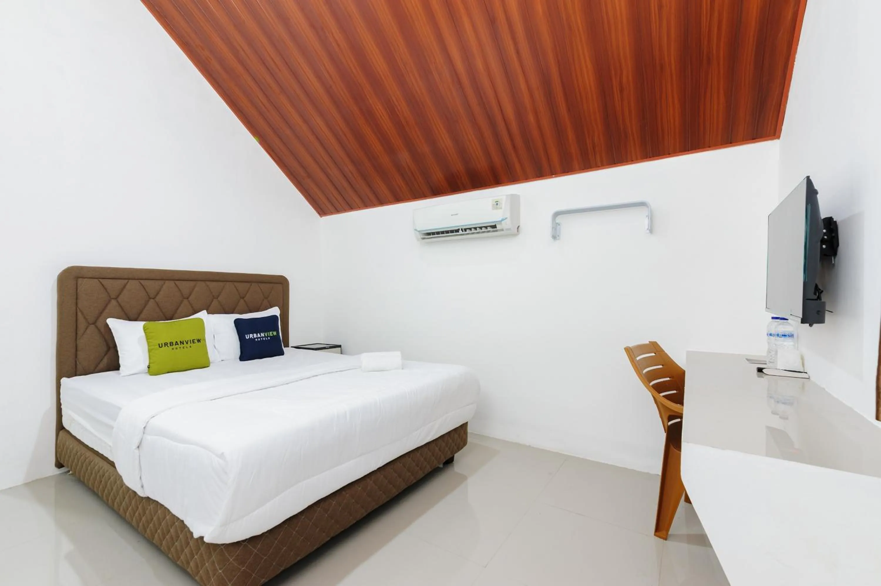 Bedroom, Bed in Urbanview Hotel Nerine's Glamping Village Cipanas by RedDoorz