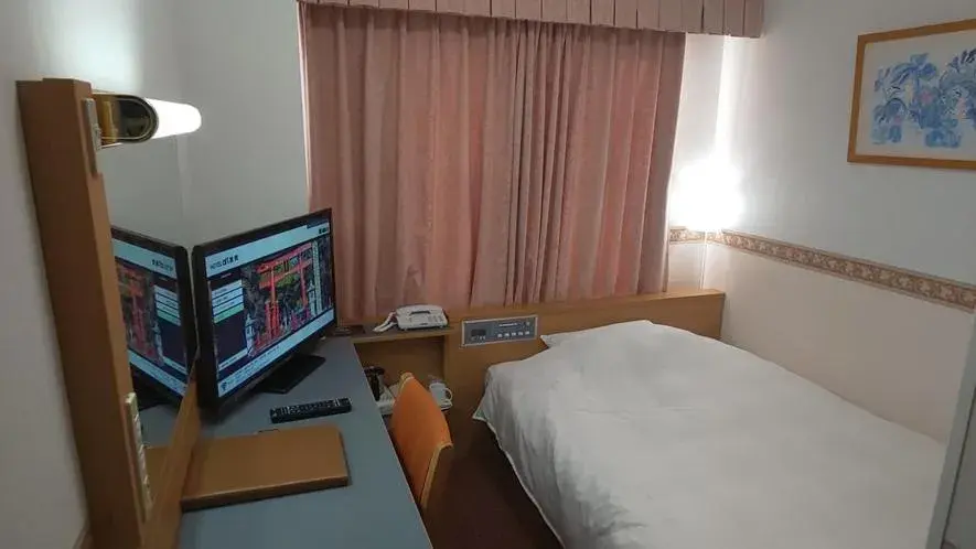 Single Room - Non-Smoking in Hotel Alpha-One Tsuruga Single Room - Non-Smoking in Hotel Alpha-One Tsuruga