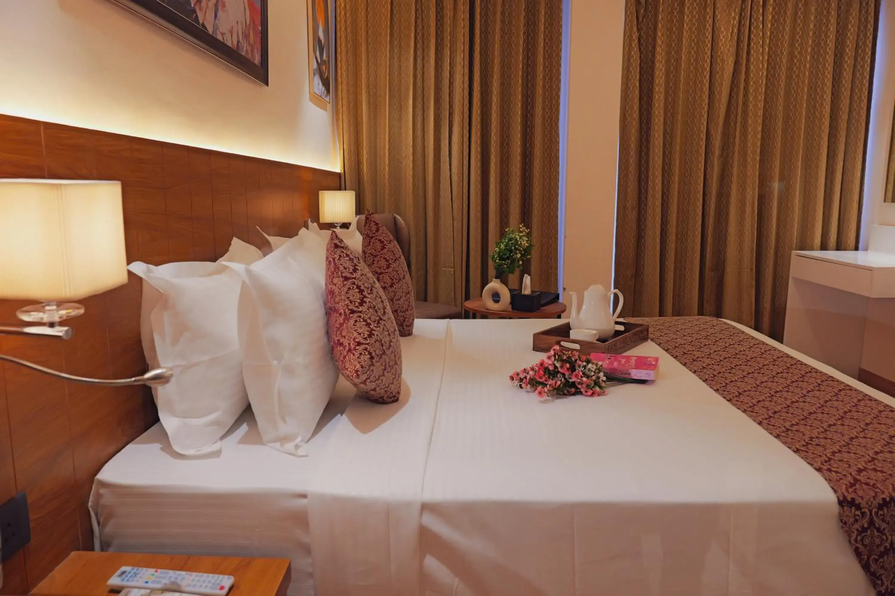 Double Room with Mountain View in The Novello By Hotel Evergreen- Mussoorie Double Room with Mountain View in The Novello By Hotel Evergreen- Mussoorie