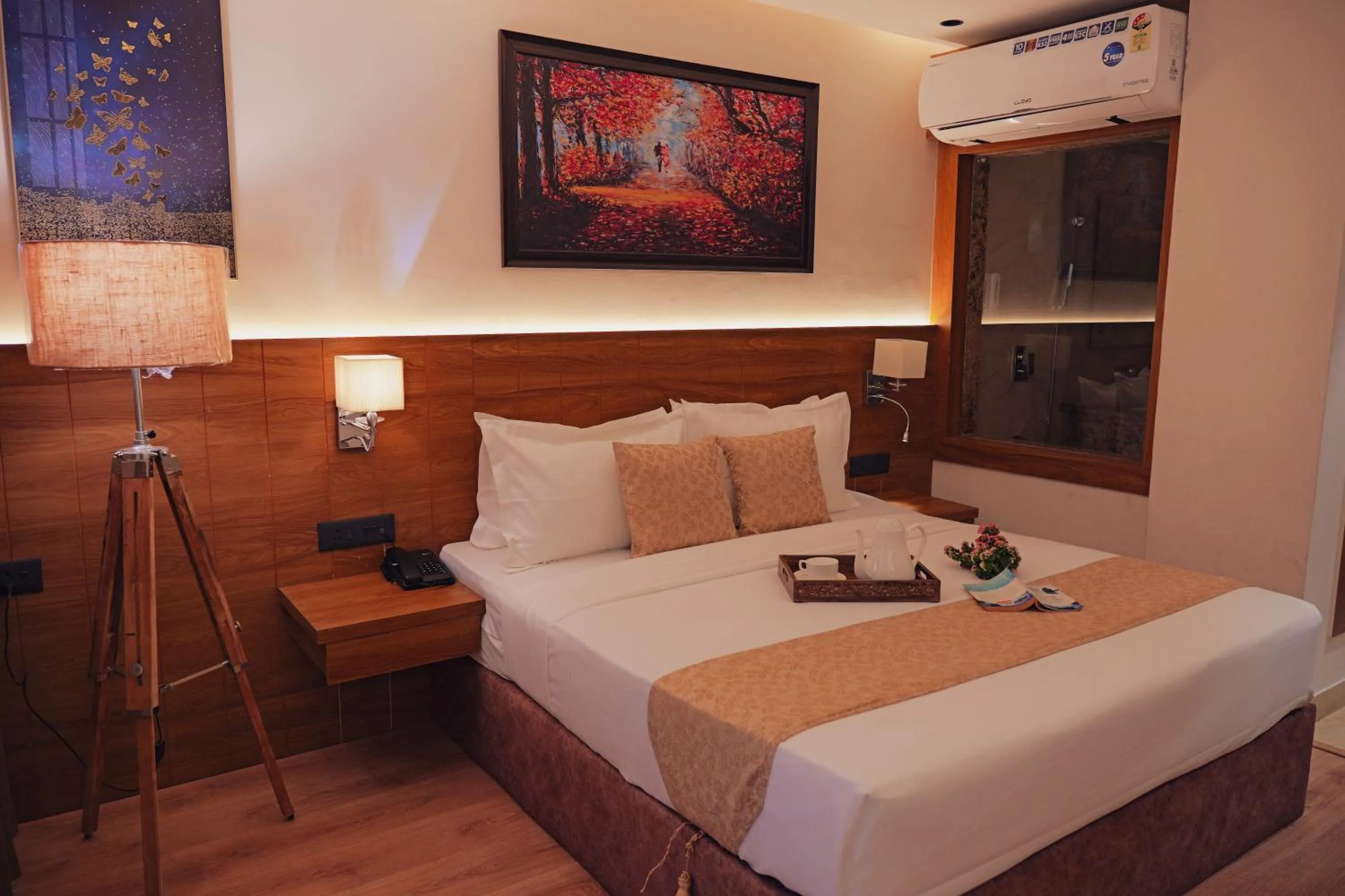 Bedroom, Bed in The Novello By Hotel Evergreen- Mussoorie