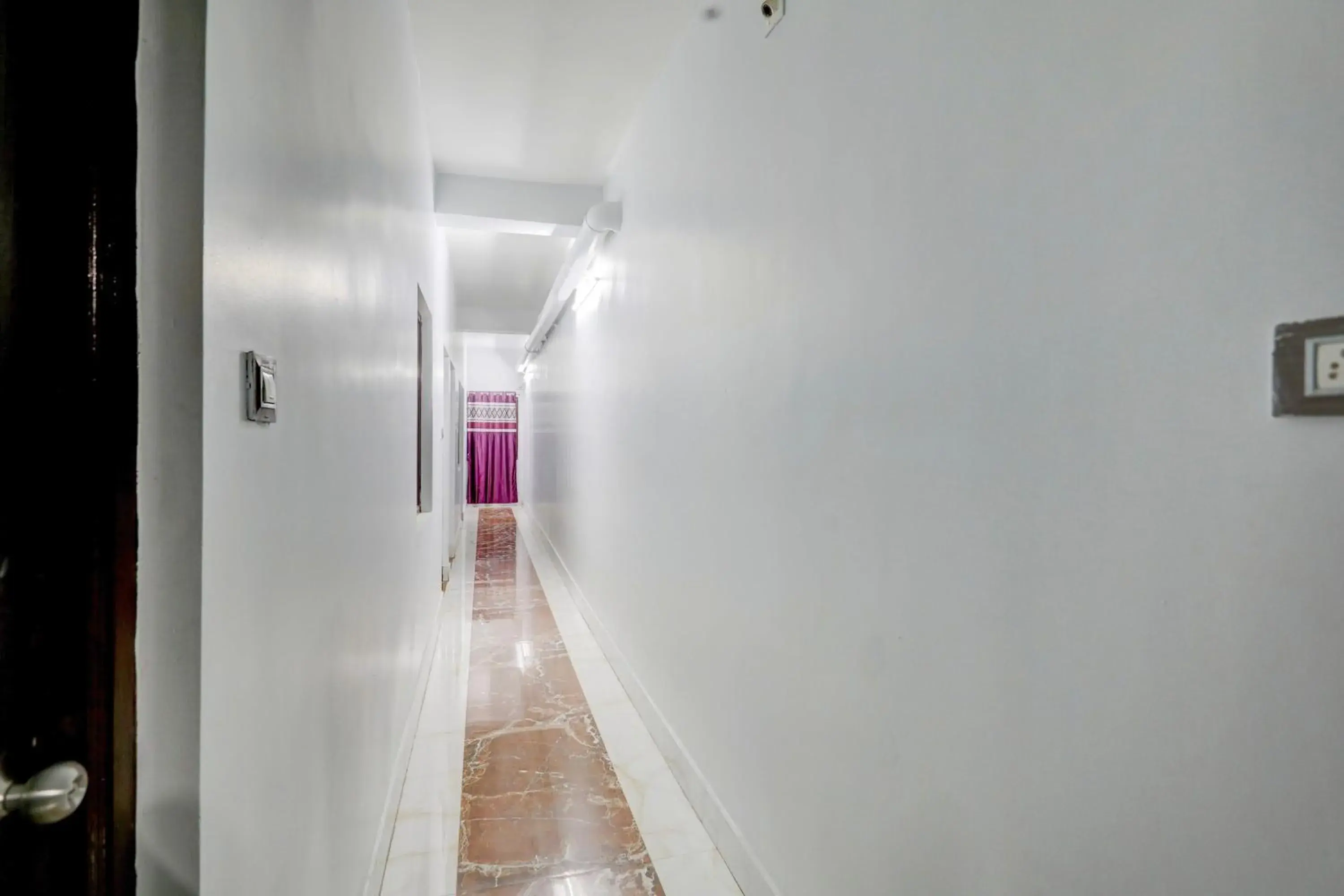 Lobby or reception in Hotel O Midnight Lobby or reception in Hotel O Midnight