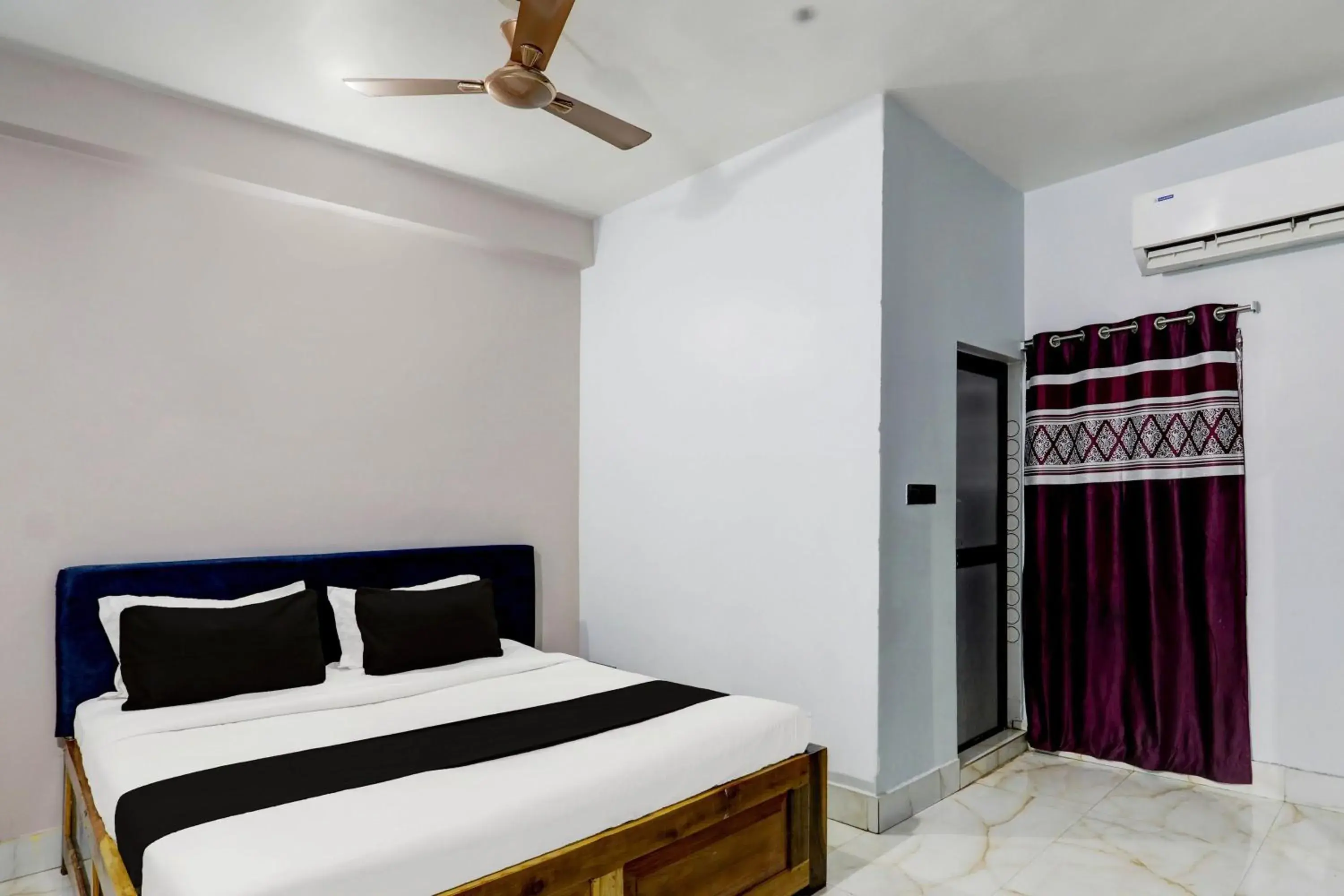 Bedroom, Bed in Hotel O Midnight Bedroom, Bed in Hotel O Midnight