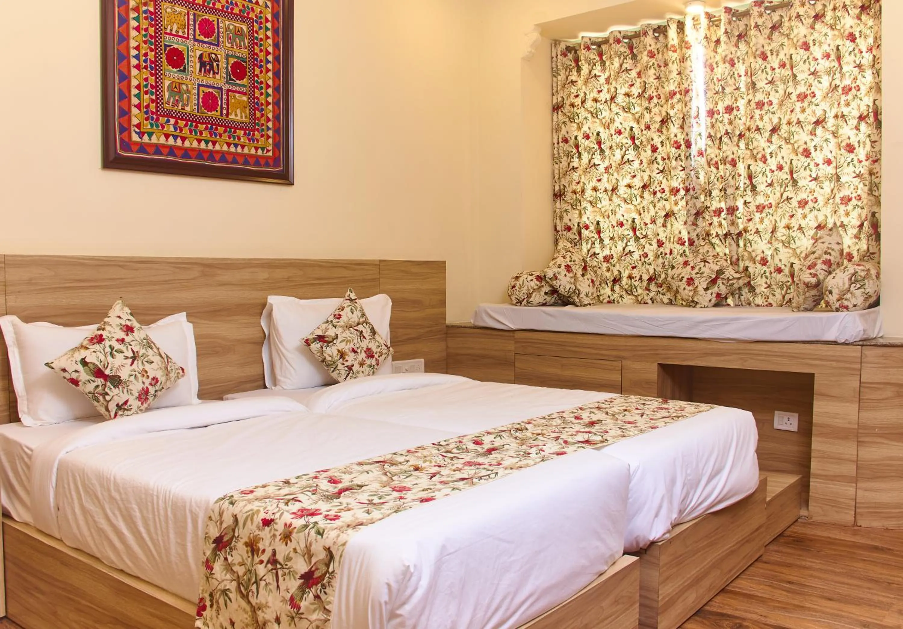 Bed in Ranthambhore Uday Vilas