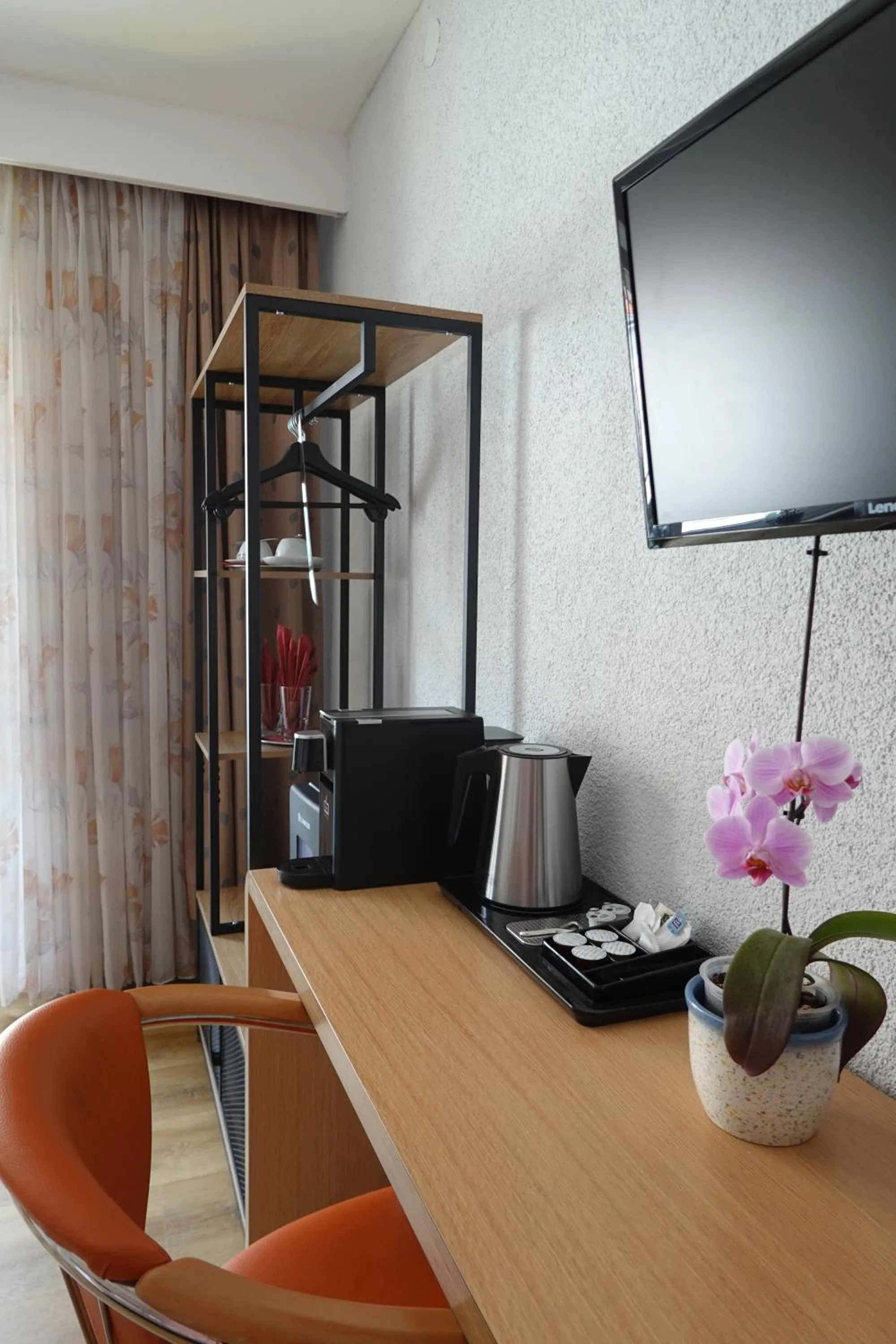 Photo of the whole room in Hotel Birnbaum