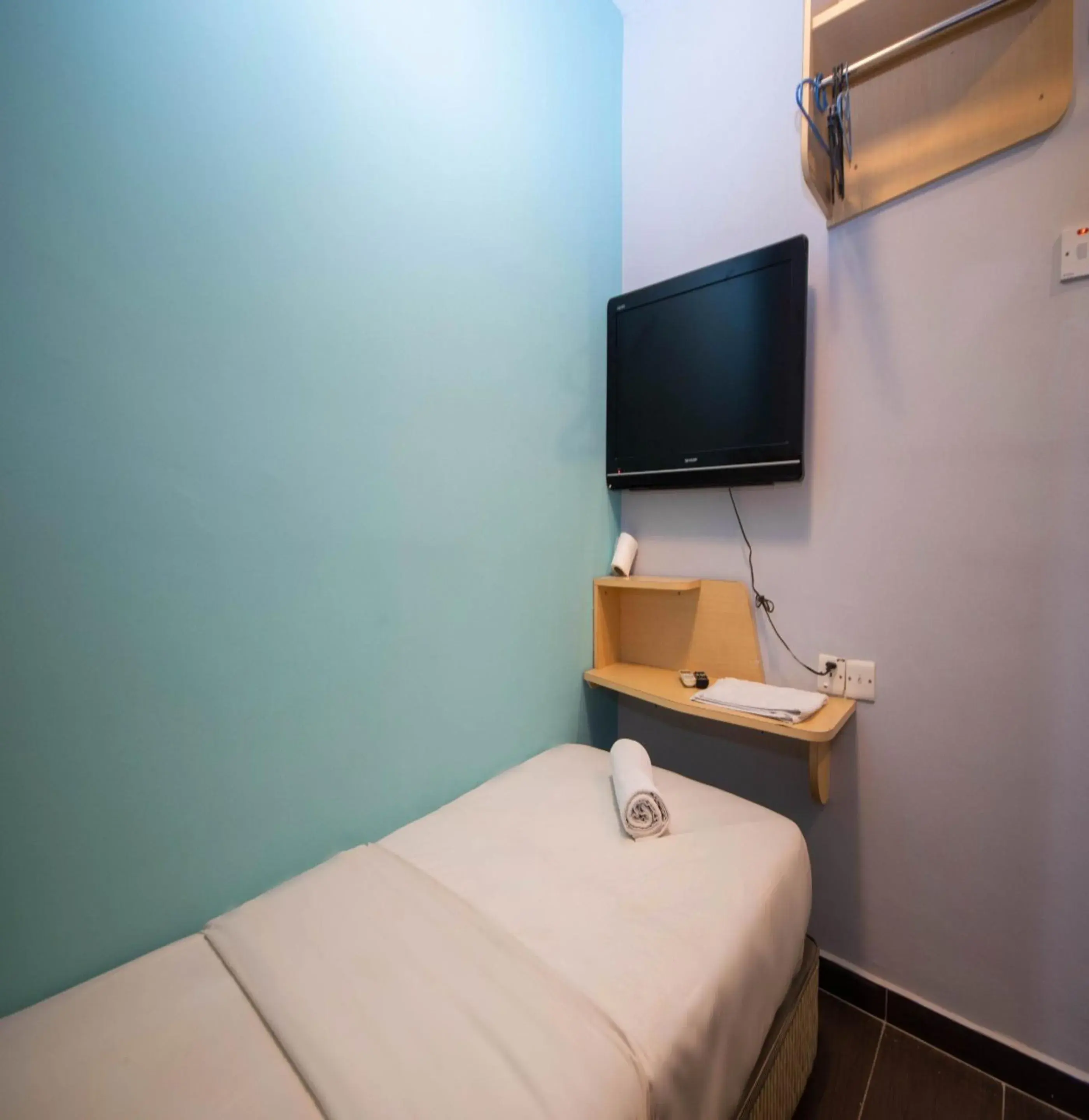 Bed in JQ Station Eight Inn Bed in JQ Station Eight Inn