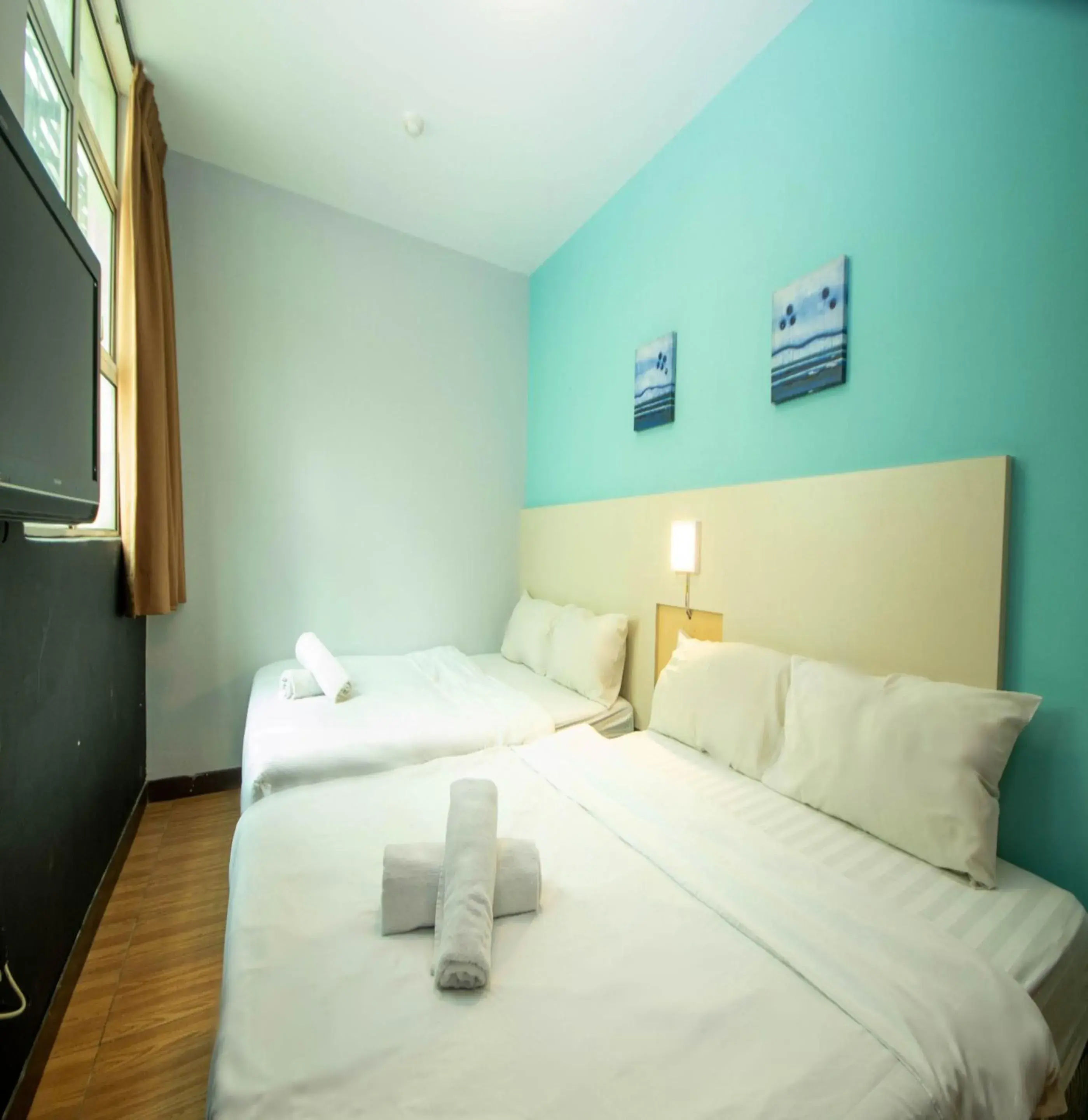 Bed in JQ Station Eight Inn Bed in JQ Station Eight Inn