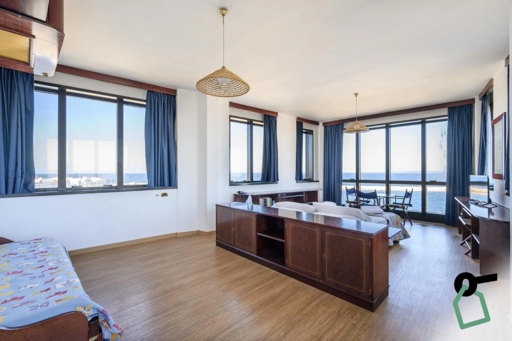 Photo of the whole room in HOTIDAY Gallipoli Porto