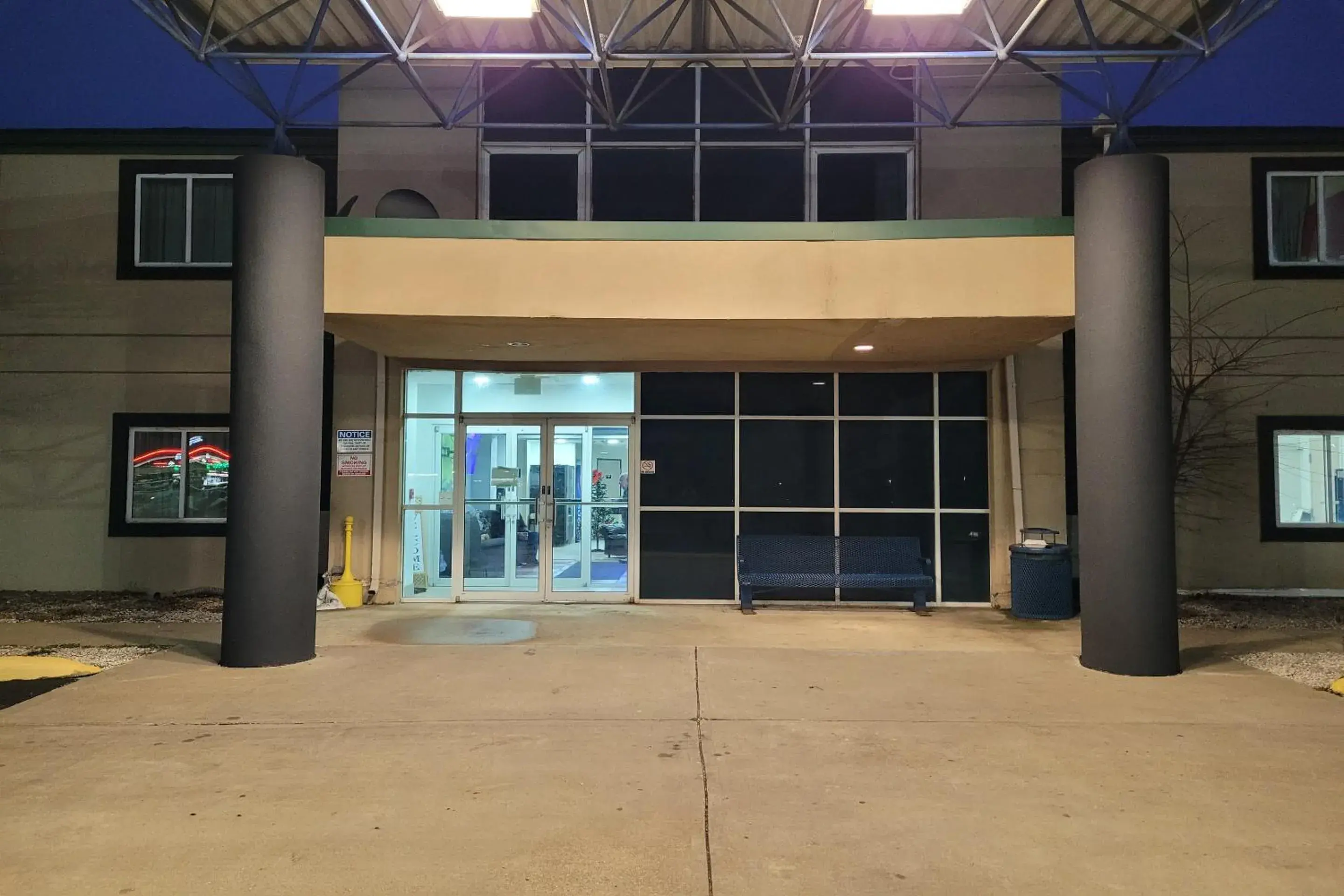 Facade/entrance in Modern Stay 39 Lakeview By OYO Minonk Facade/entrance in Modern Stay 39 Lakeview By OYO Minonk