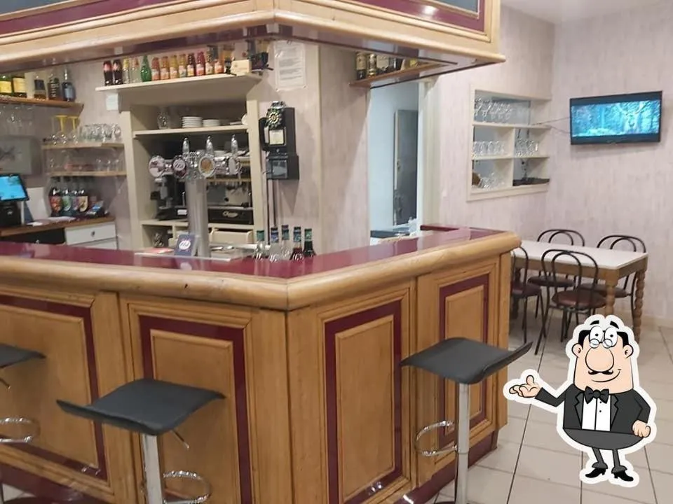 Restaurant/places to eat in La Renaissance