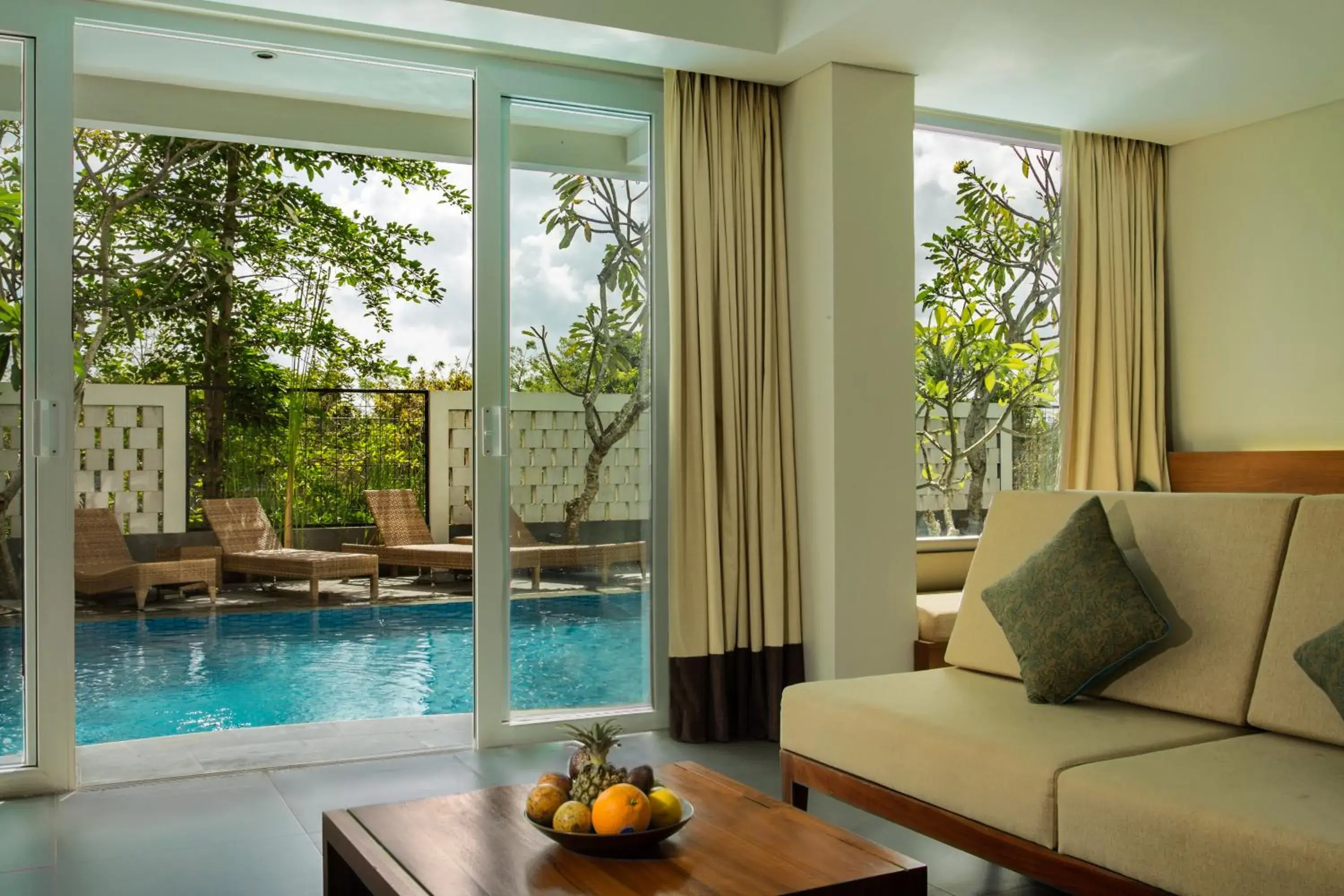 Pool view in Paragon Hotel Seminyak Pool view in Paragon Hotel Seminyak