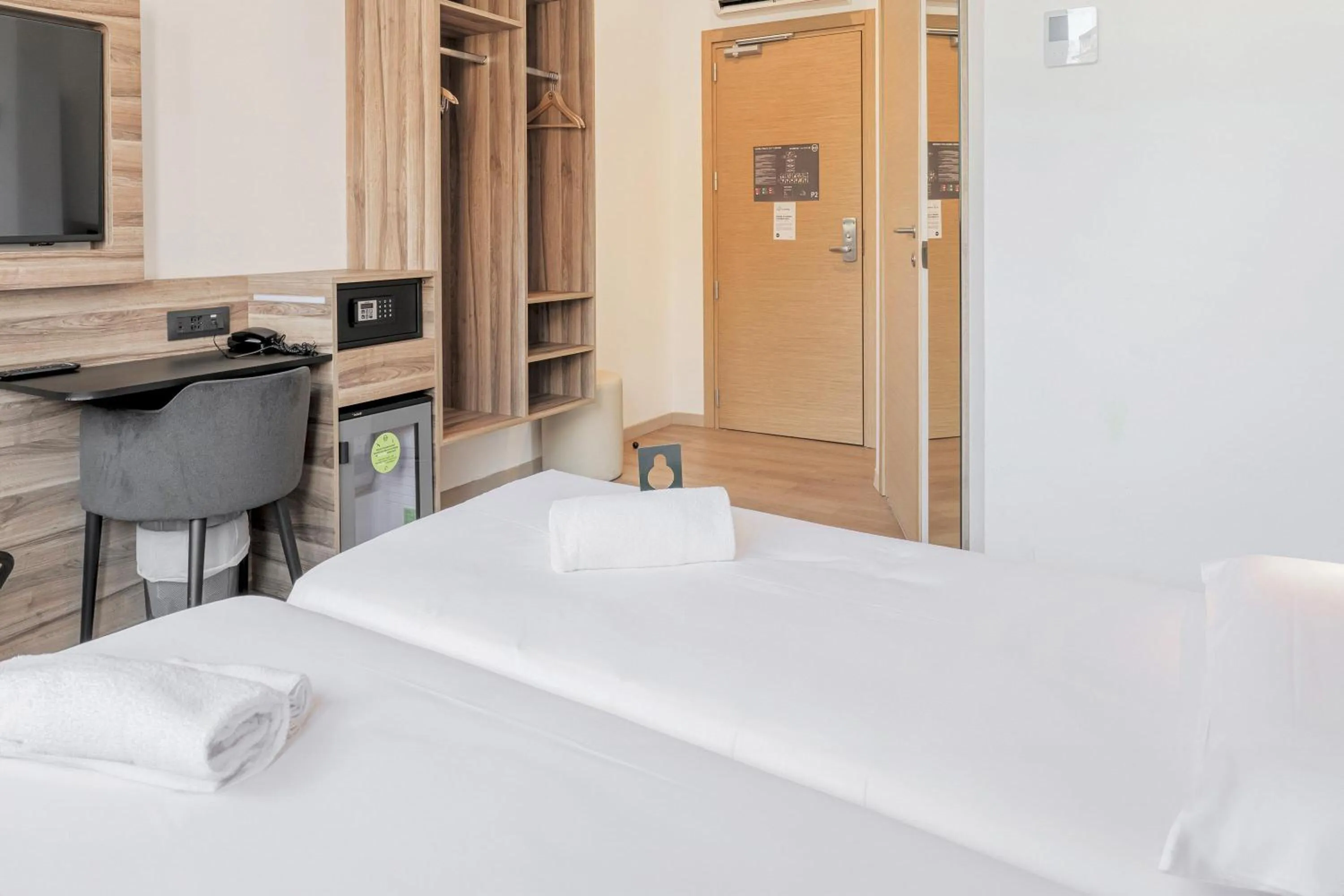 Photo of the whole room, Bed in B&B HOTEL Prato City Center