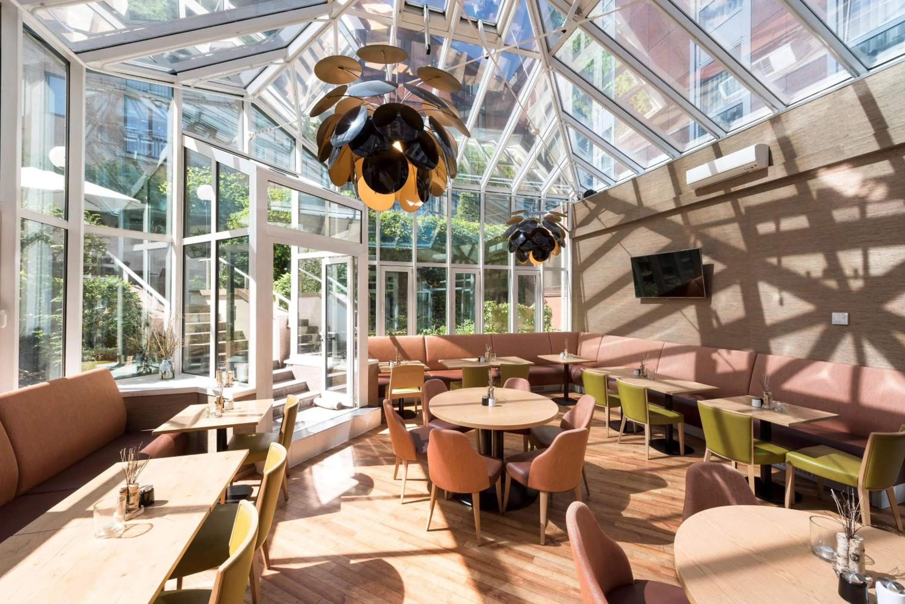 Restaurant/places to eat in Scandic Berlin Kurfürstendamm