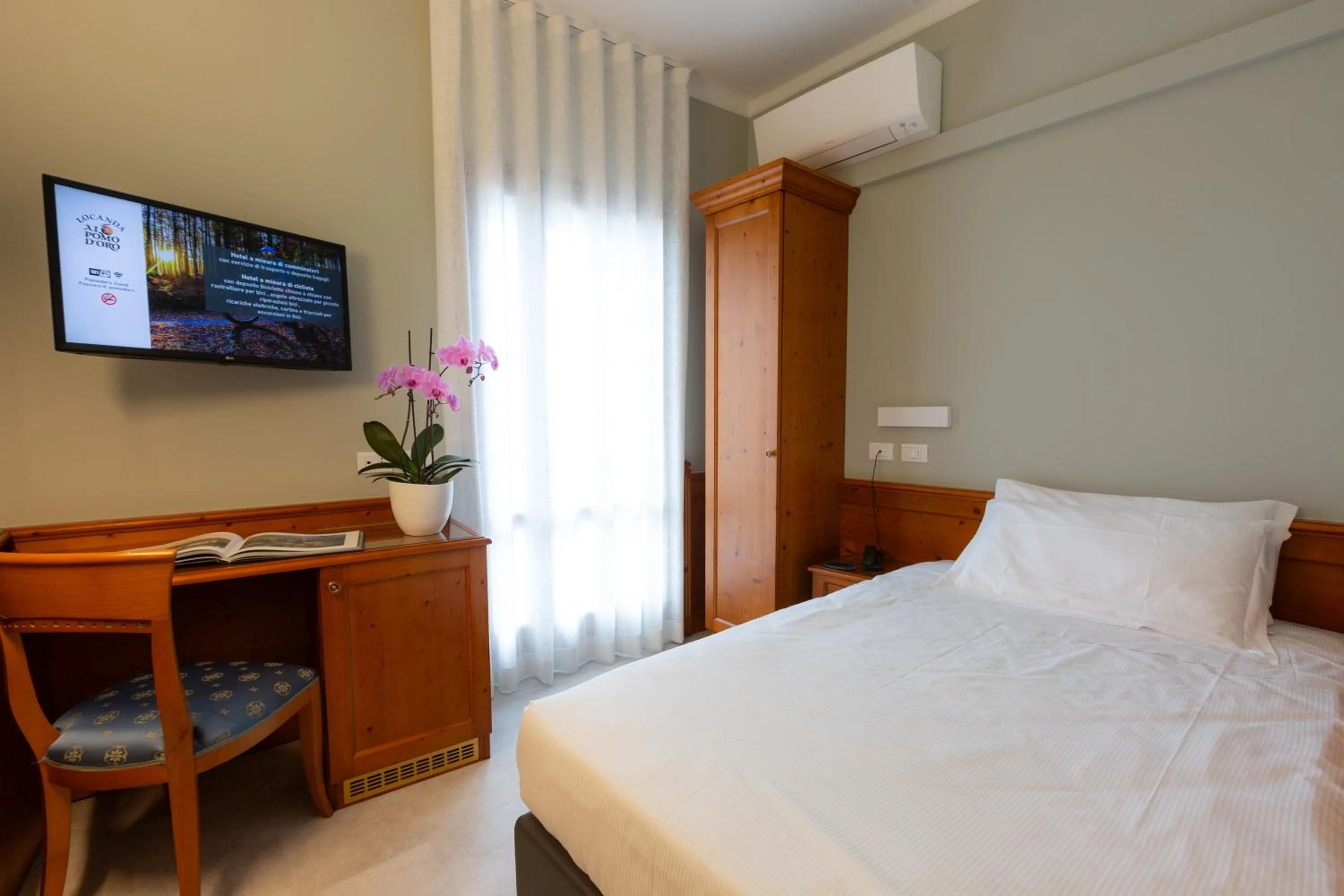 Bed in Hotel Locanda Al Pomo d'Oro