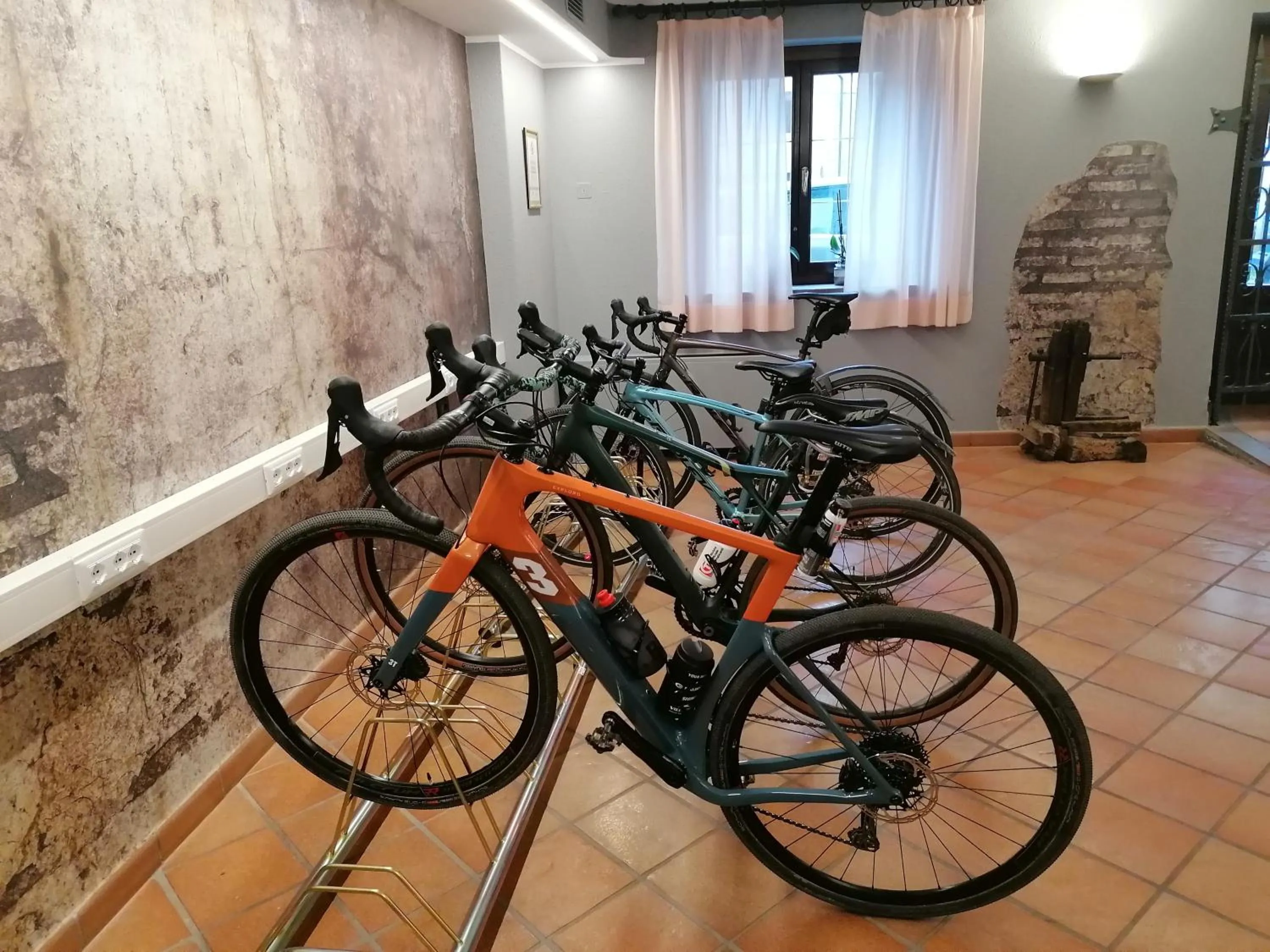 storage in Hotel Locanda Al Pomo d'Oro