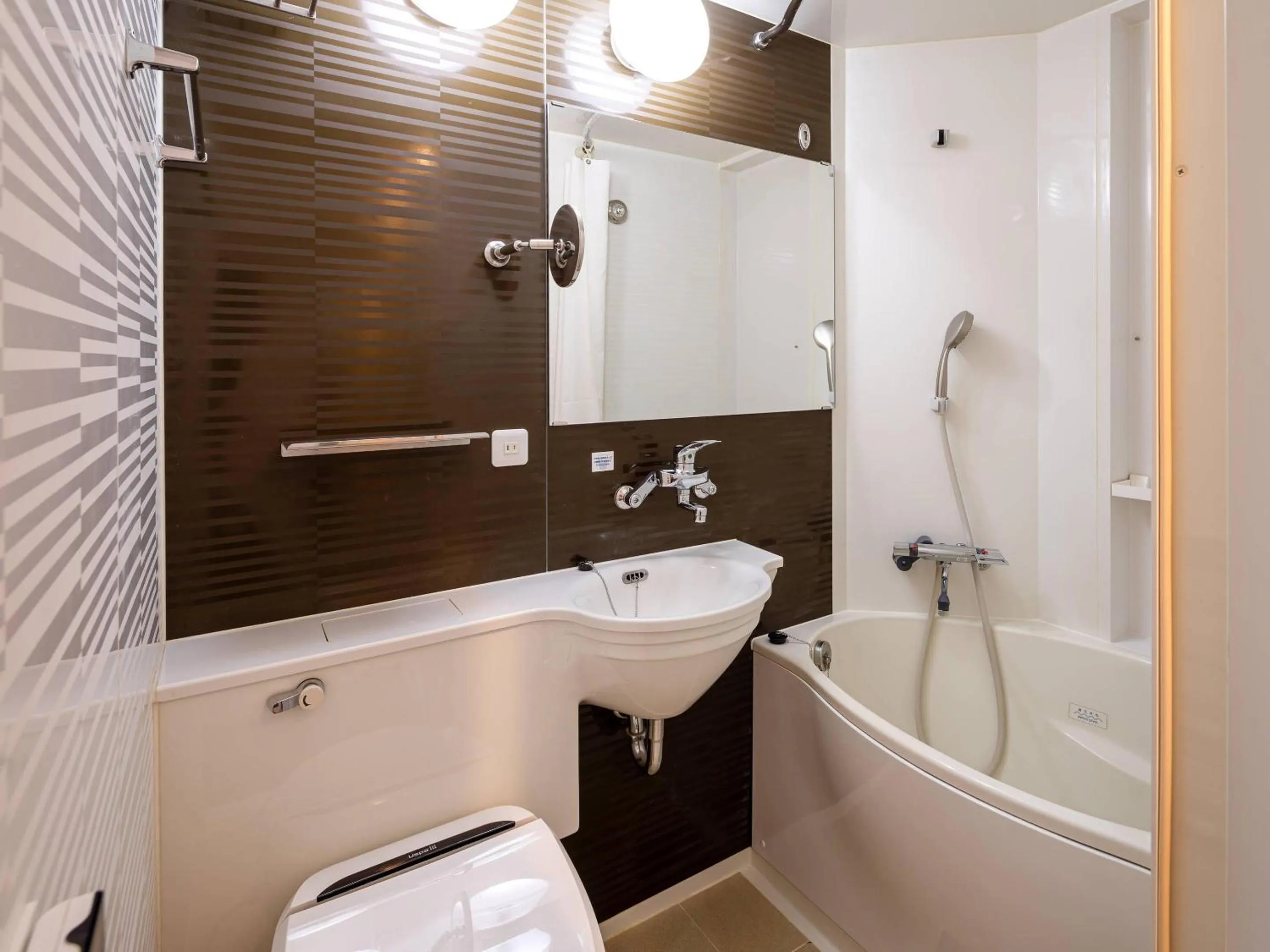 Bathroom in Comfort Inn Nagoya Sakae