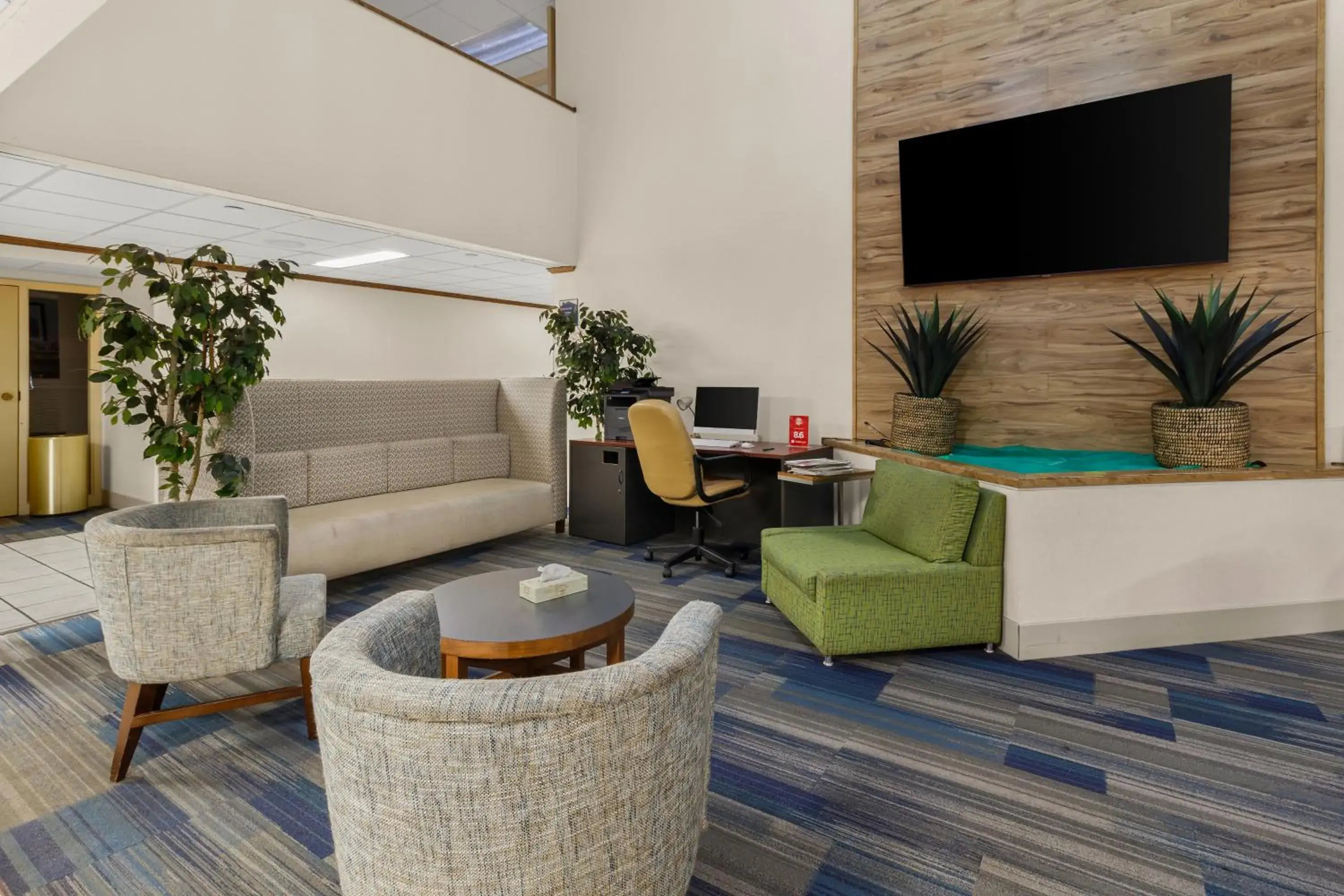 Lobby or reception in Suburban Studios Lobby or reception in Suburban Studios