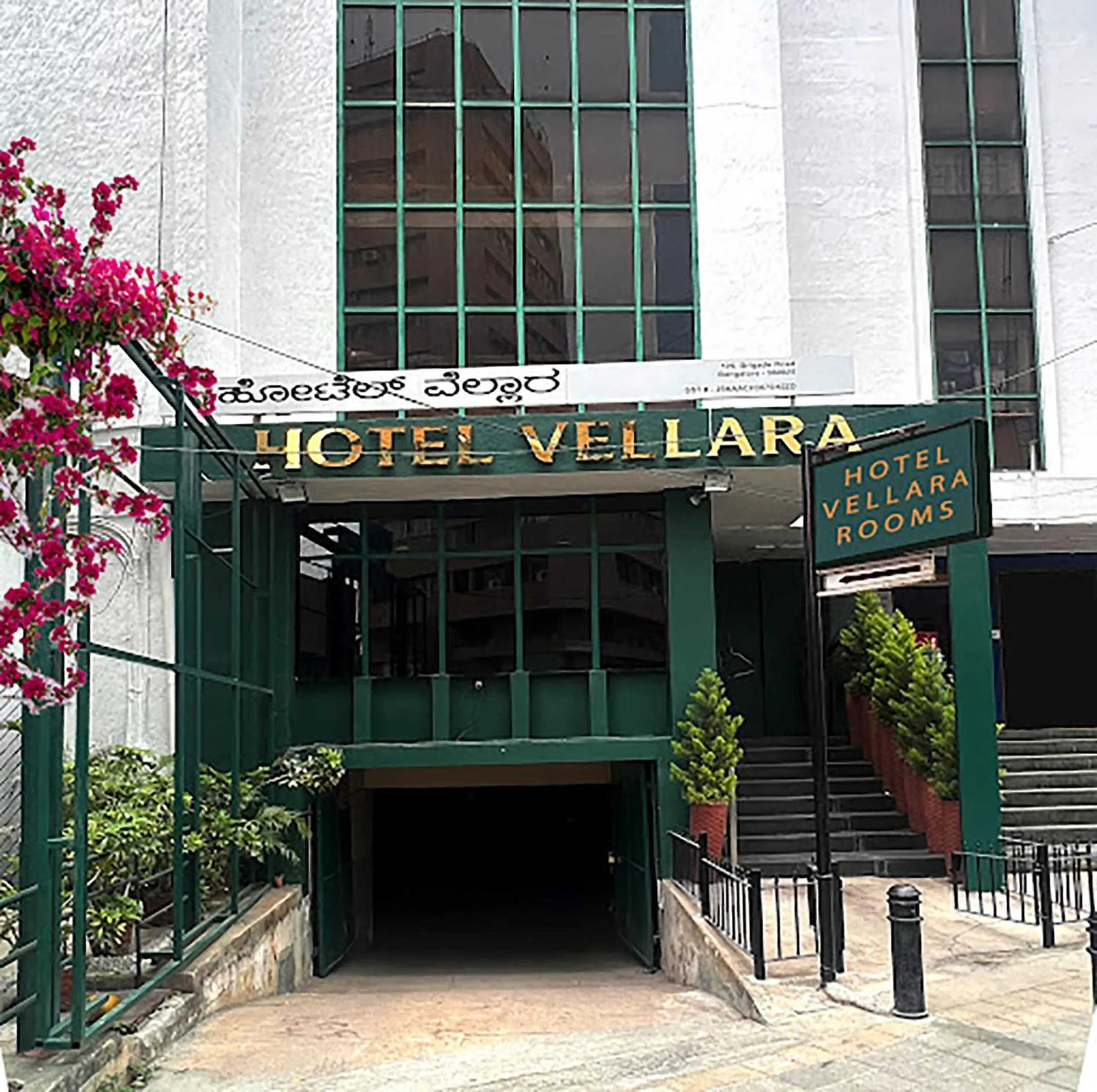 Property building in Hotel Vellara