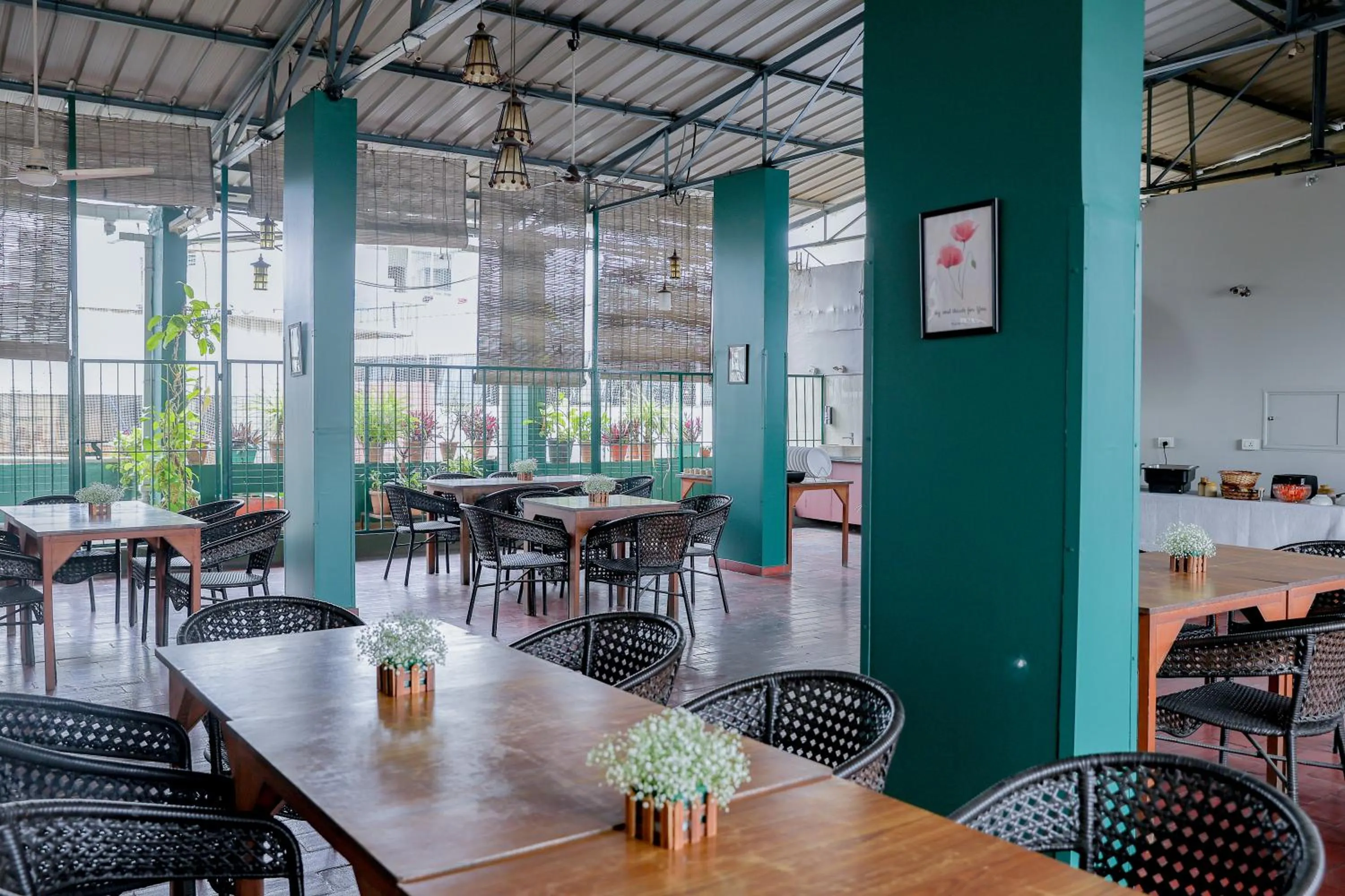 Dining area in Hotel Vellara
