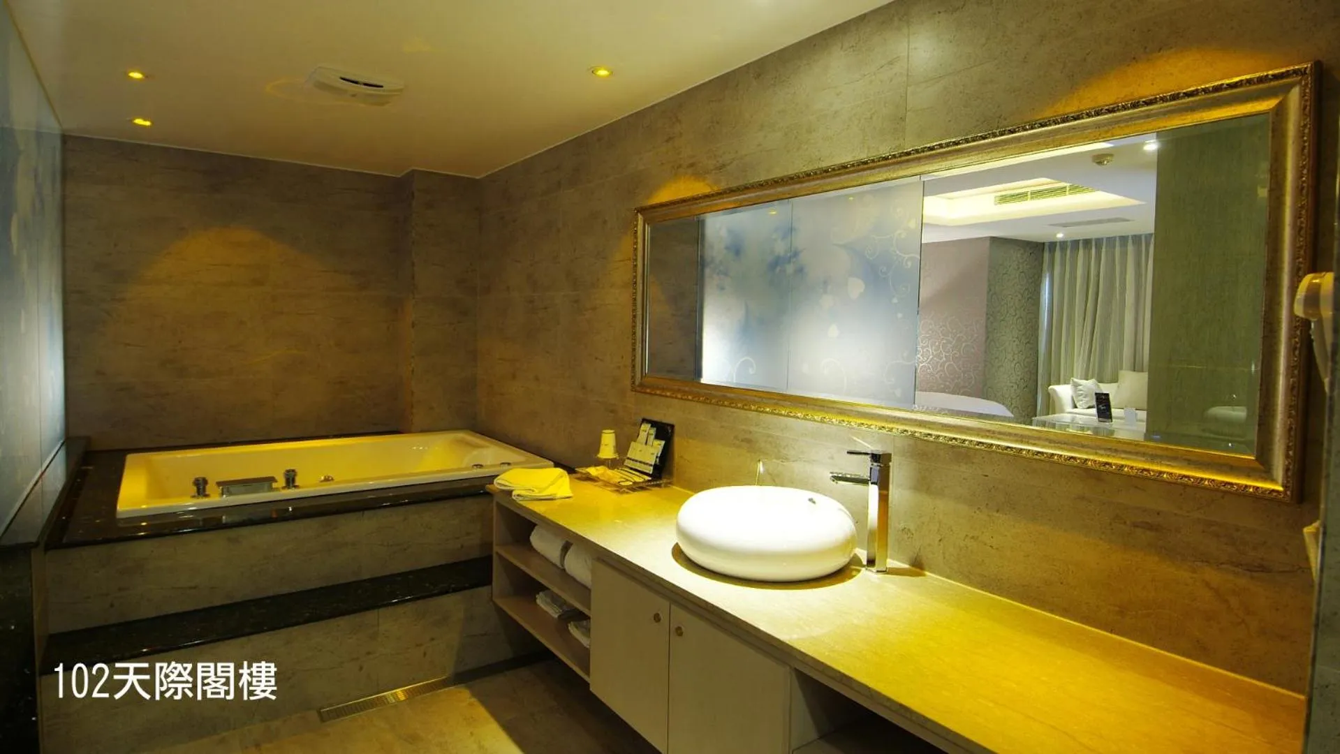 Bed in 奇美國際商務旅館