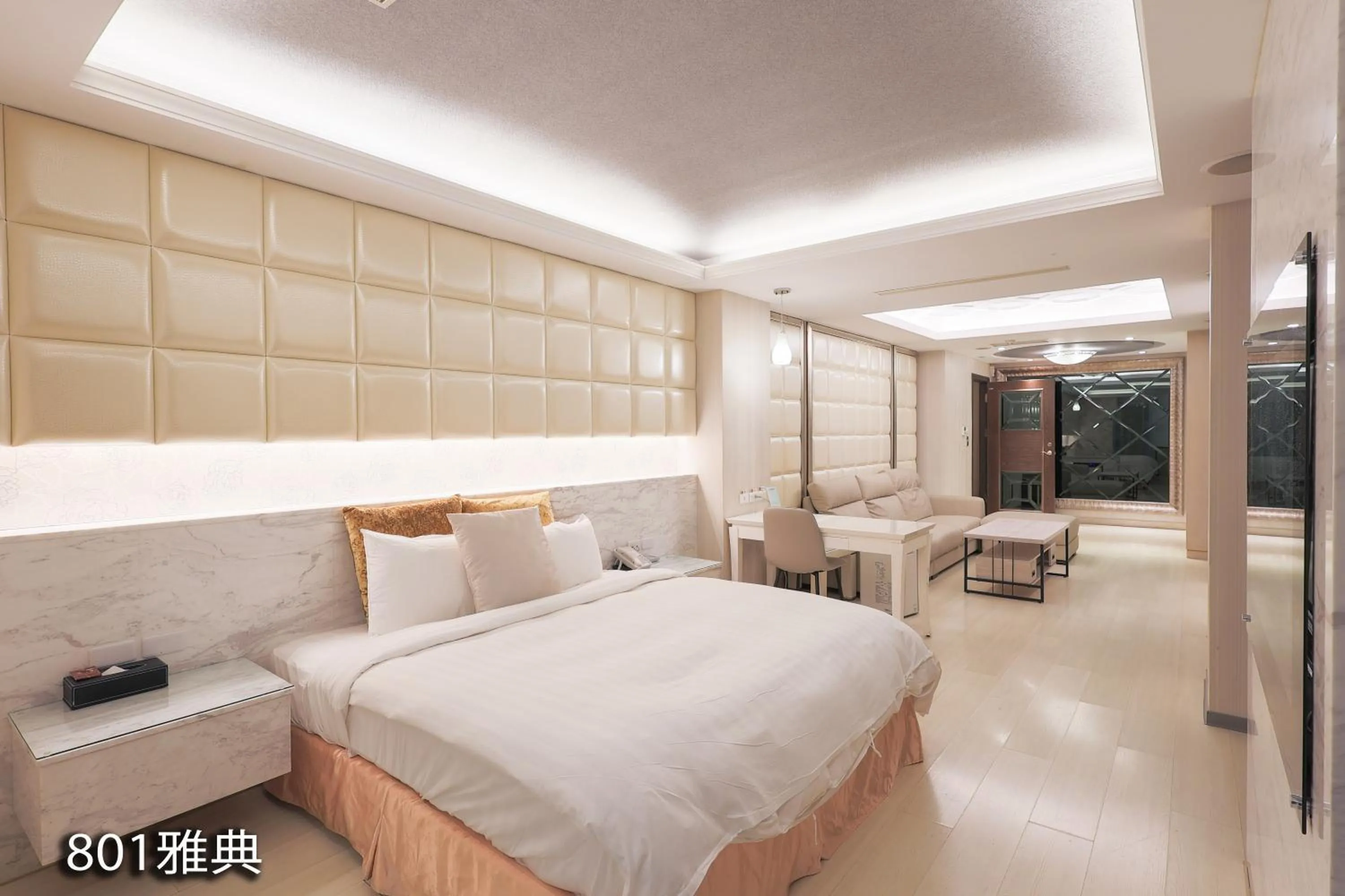 Bed in 奇美國際商務旅館