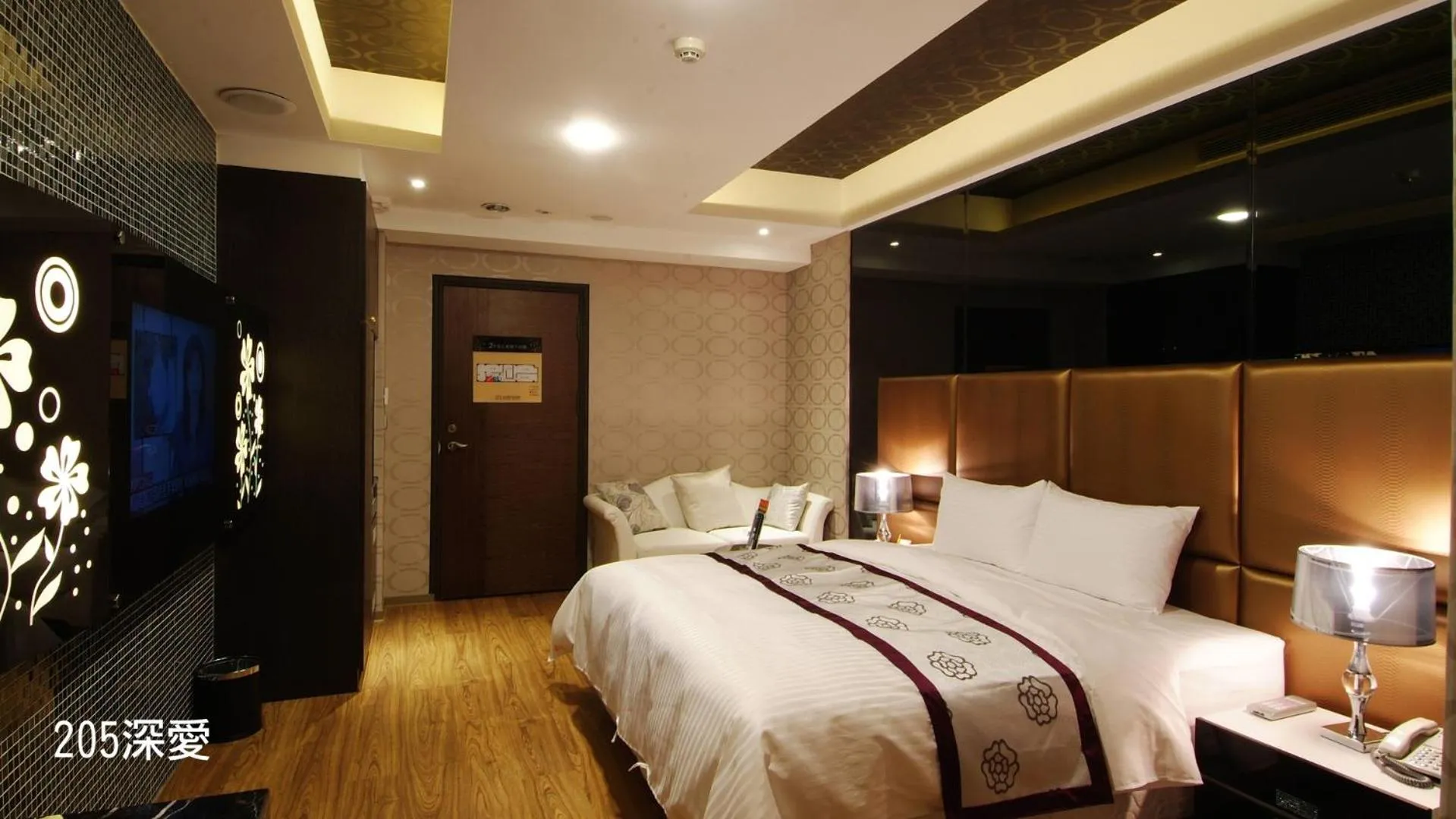 Photo of the whole room, Bed in 奇美國際商務旅館