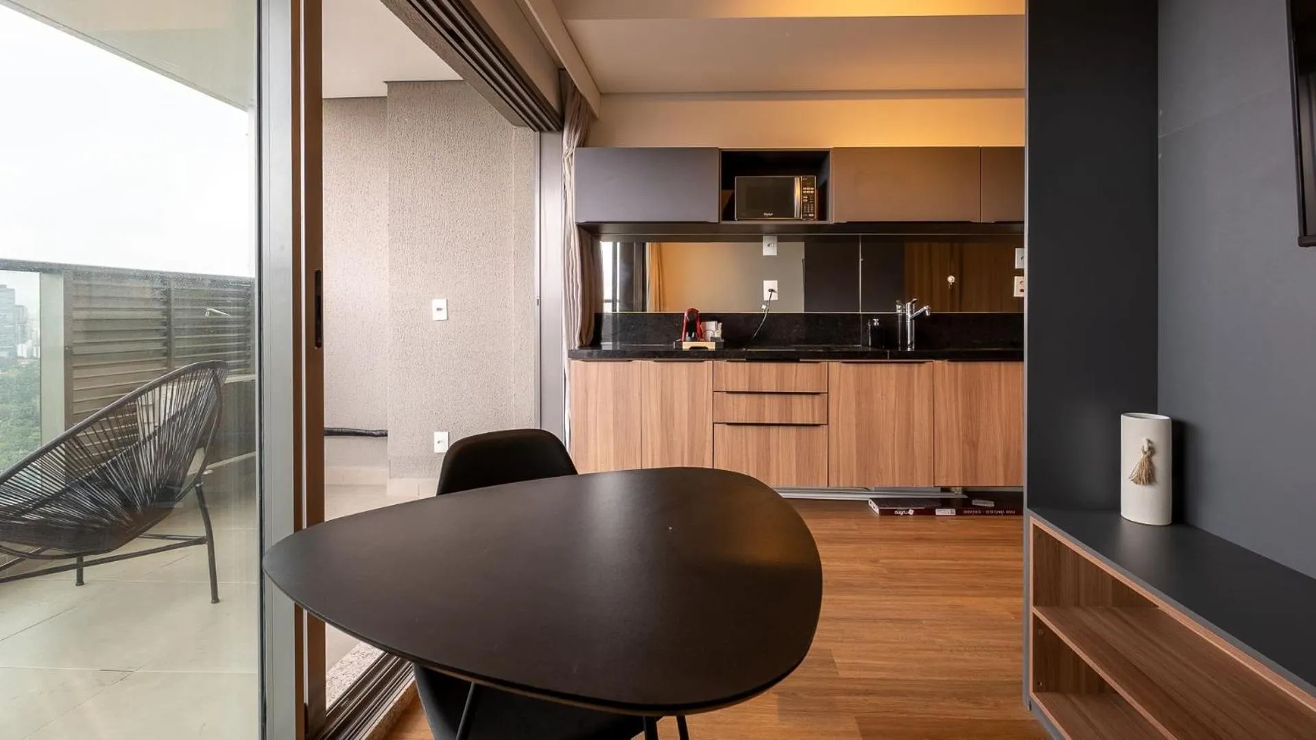 Kitchen or kitchenette in Studio completo próx. estação Fradique Coutinho