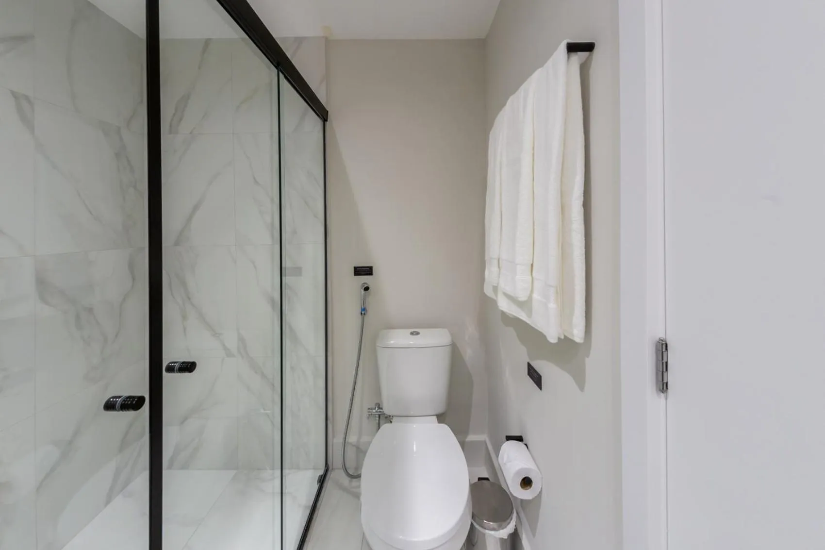 Shower in Iconyc Charlie Ibirapuera Hotel