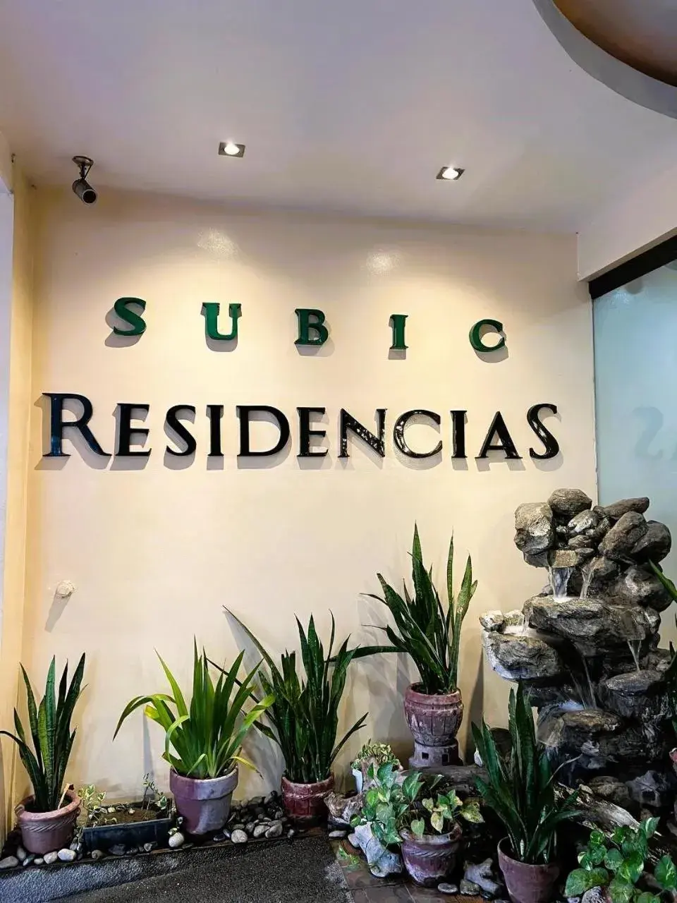 Facade/entrance in Subic Residencias Facade/entrance in Subic Residencias