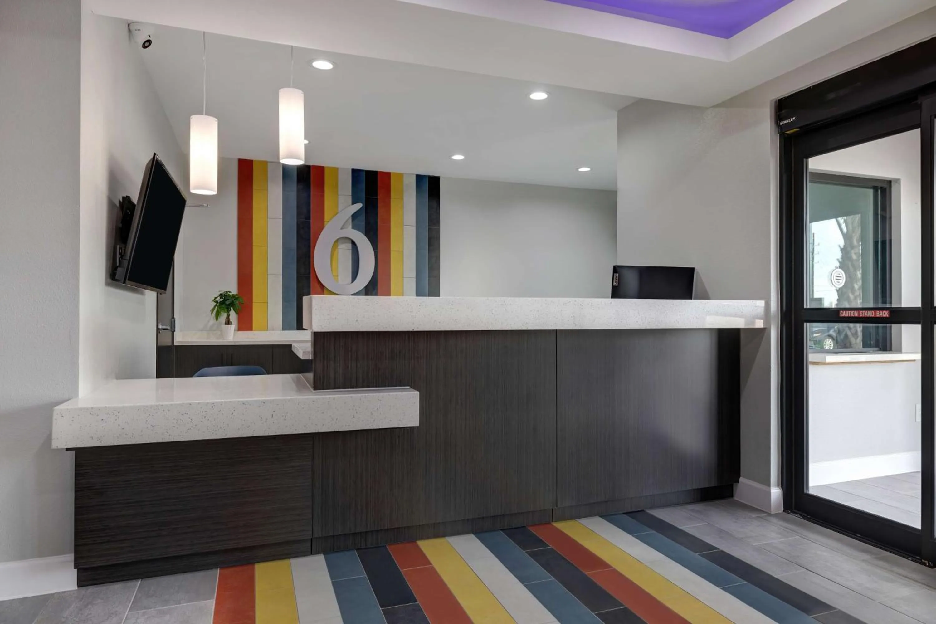 Lobby or reception in Studio 6 Katy, TX Energy Corridor