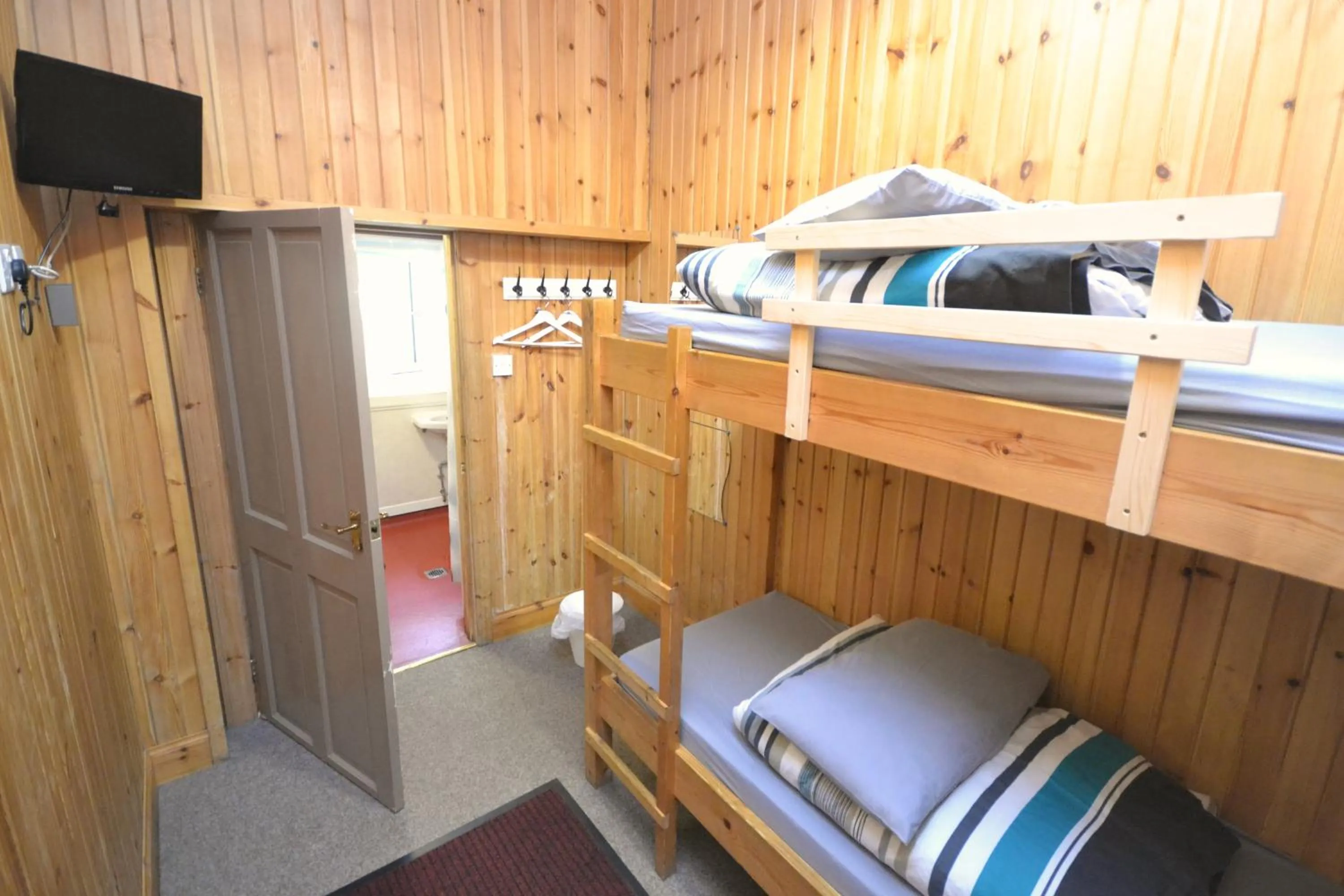 Photo of the whole room, Bed in Blackwater Hostel