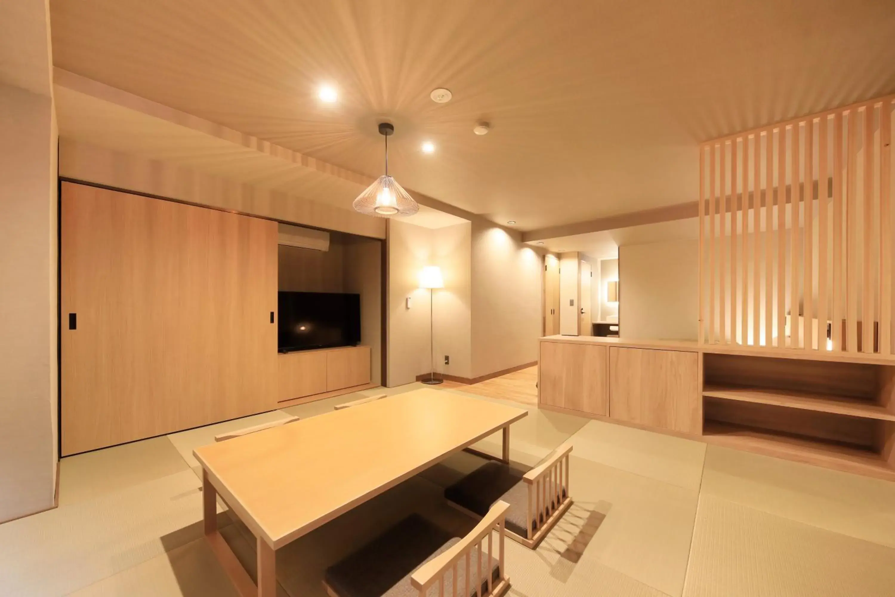 Quadruple Room with Bathroom - single occupancy in Yutorelo Tsuwano Quadruple Room with Bathroom - single occupancy in Yutorelo Tsuwano