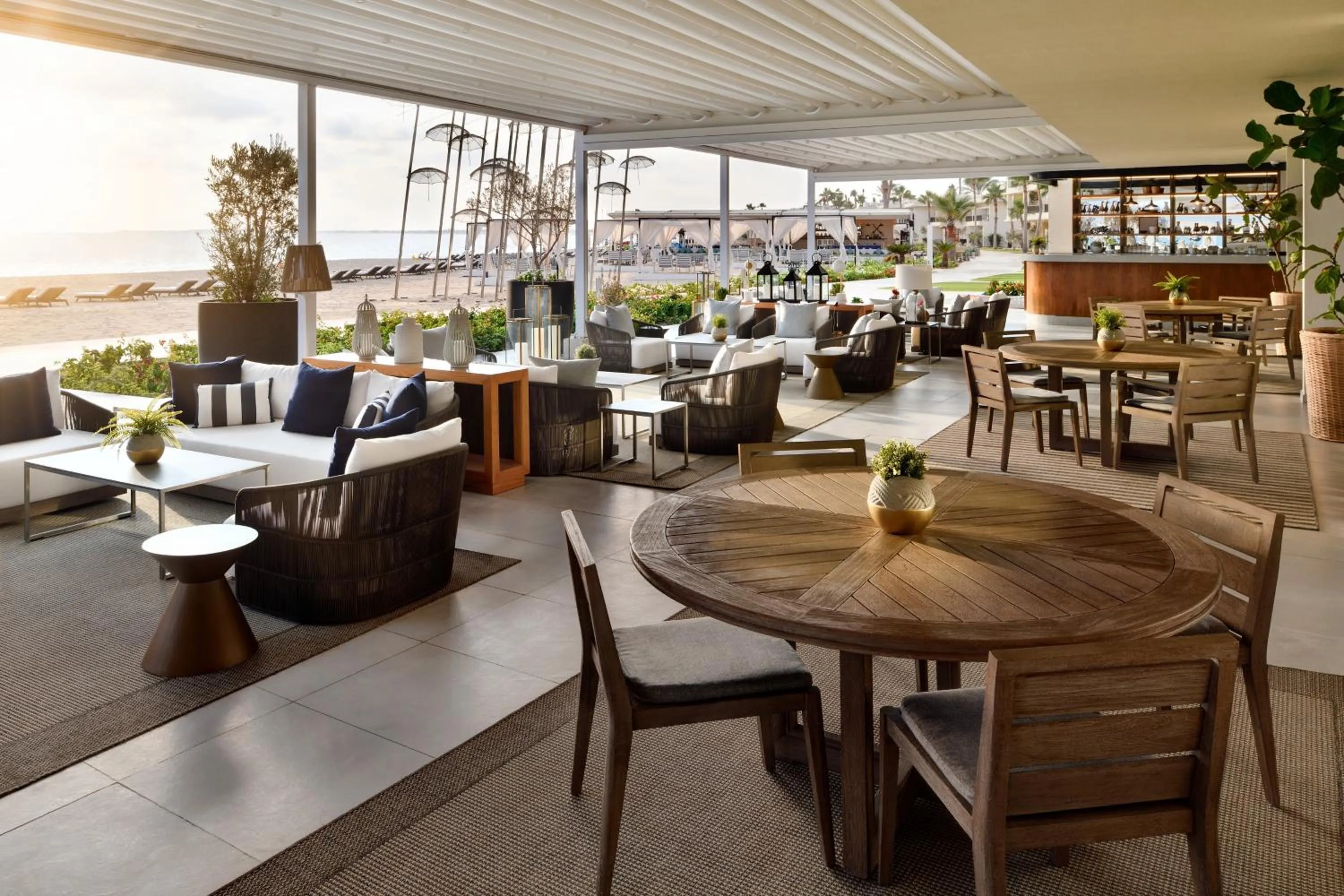 Restaurant/places to eat in Al Alamein Hotel