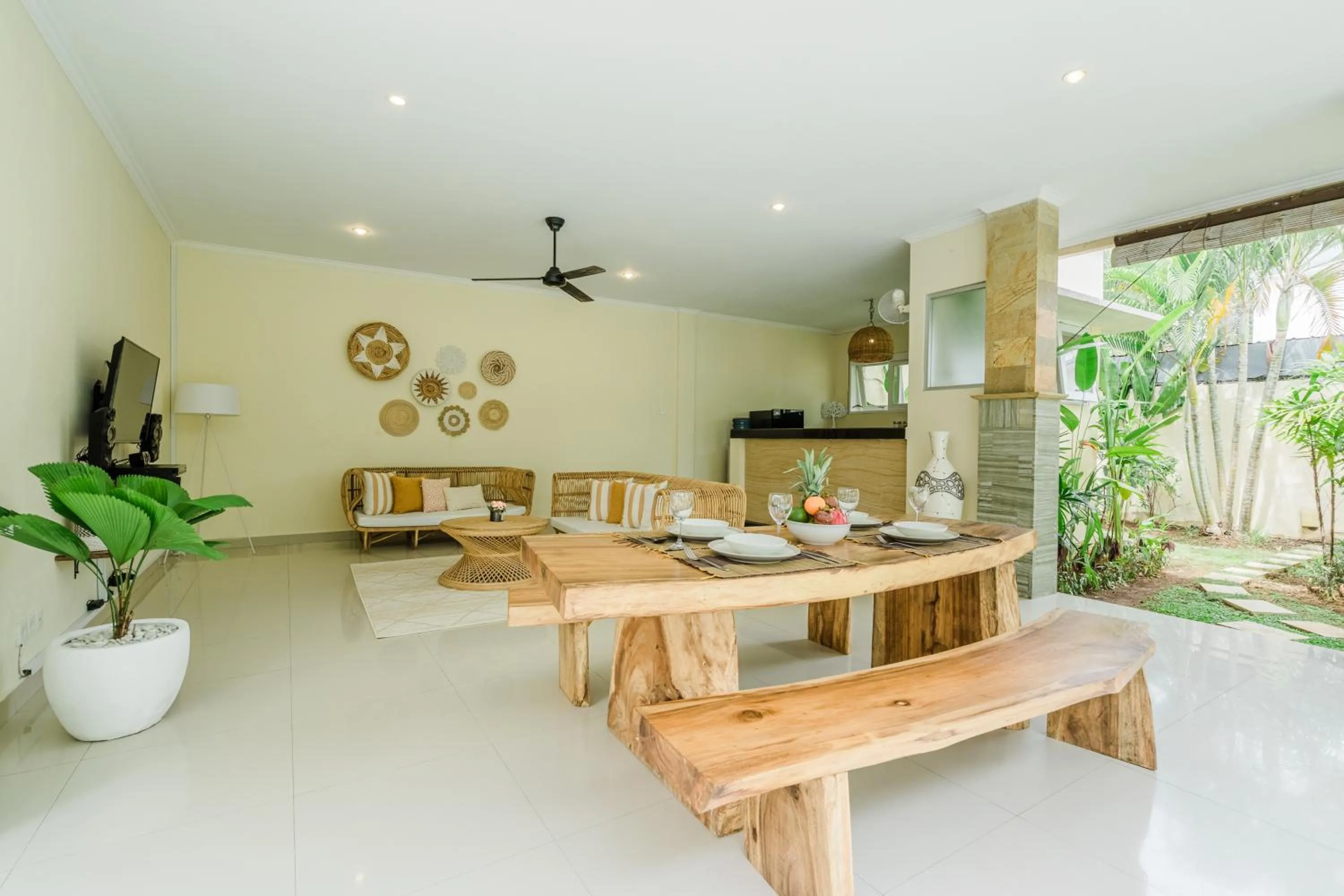 Dining area in Villa Melati - Seminyak