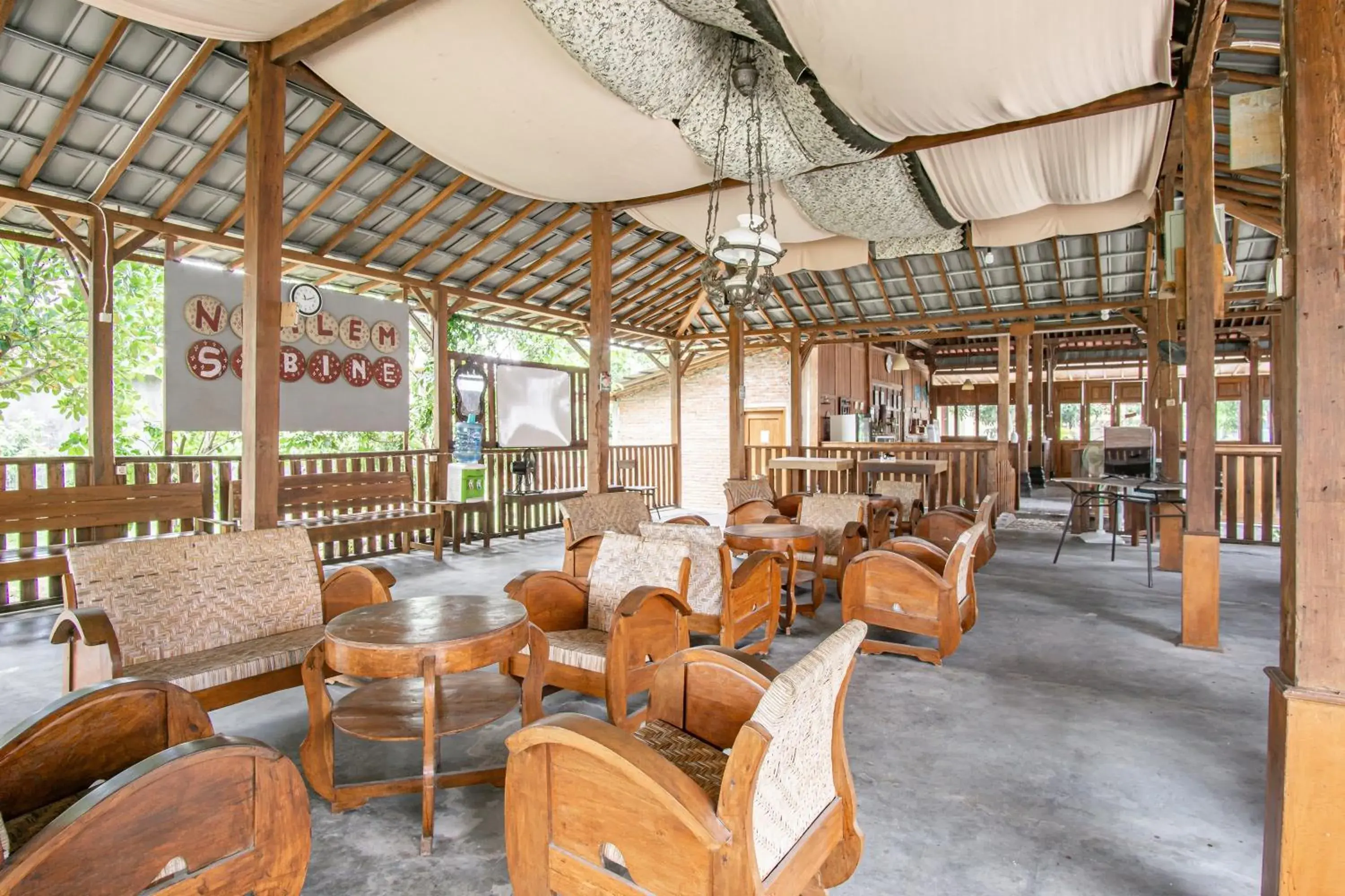 Lobby or reception in Joglo Ndalem Sabine Syariah Lobby or reception in Joglo Ndalem Sabine Syariah