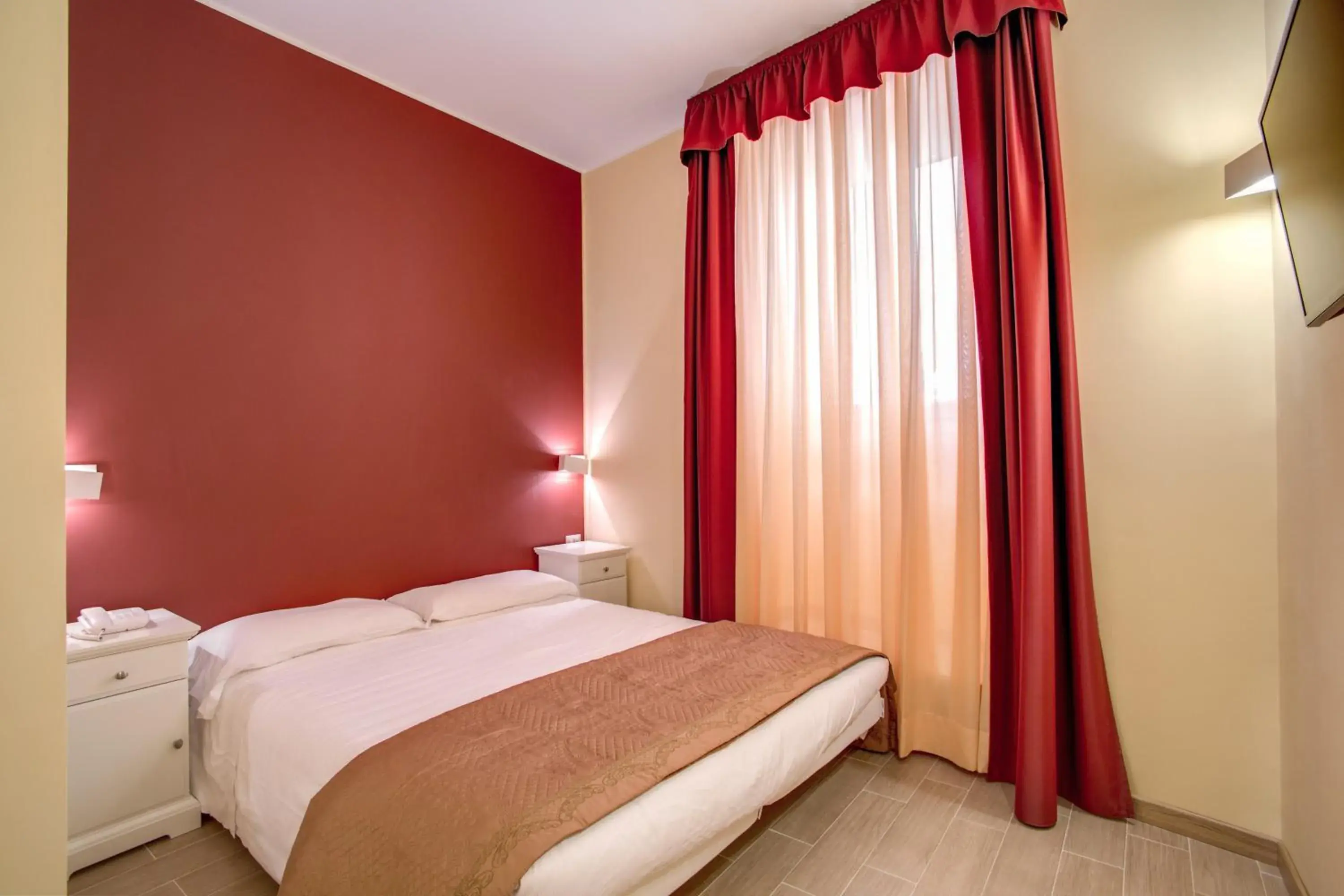 Double or Twin Room with Extra Bed in Top Floor Navona Double or Twin Room with Extra Bed in Top Floor Navona