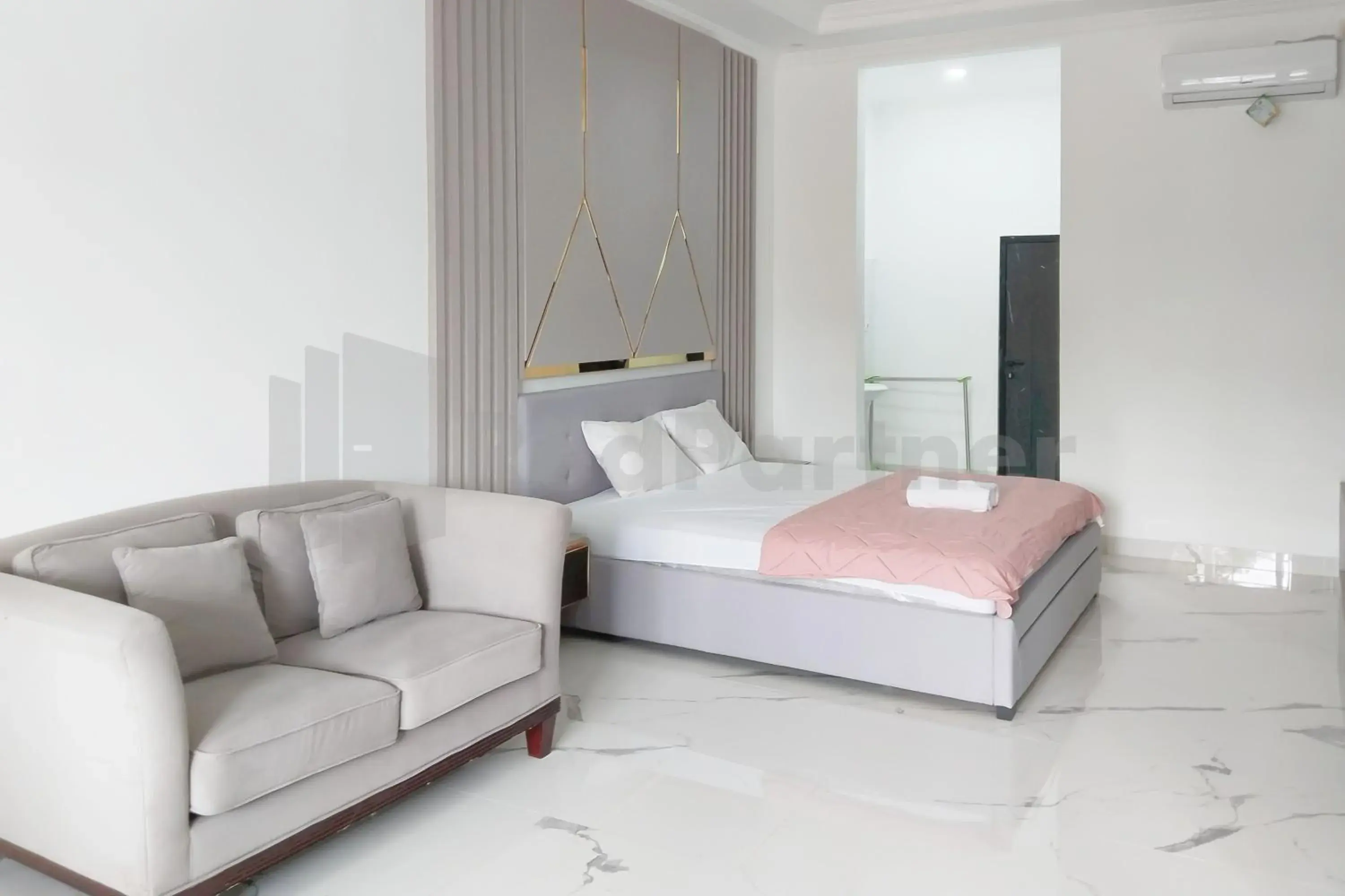 Khayrizsan Premium Mitra RedDoorz Khayrizsan Premium Mitra RedDoorz