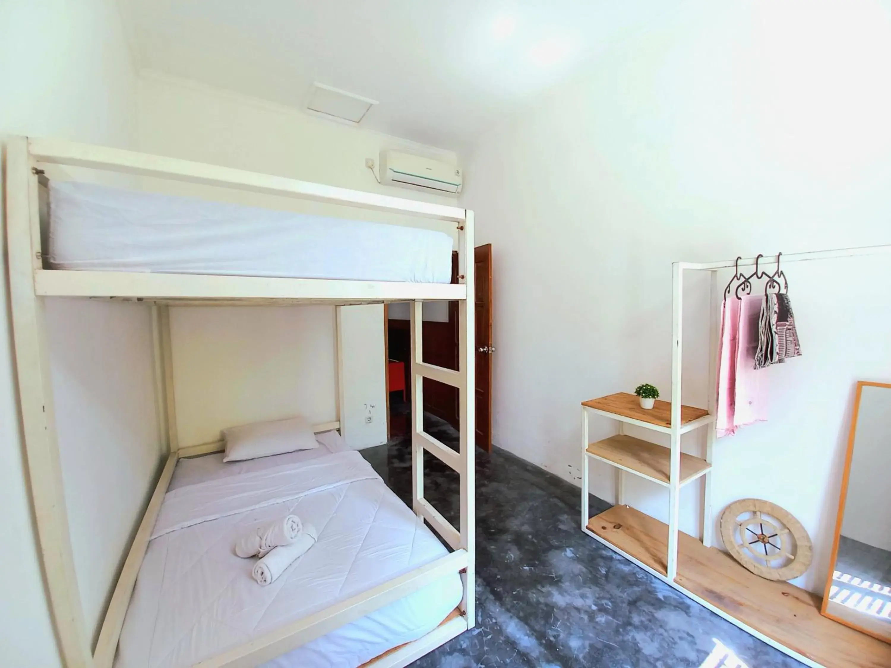 Bed in Homestay Jogja Rumah Obit By Simply Homy Bed in Homestay Jogja Rumah Obit By Simply Homy