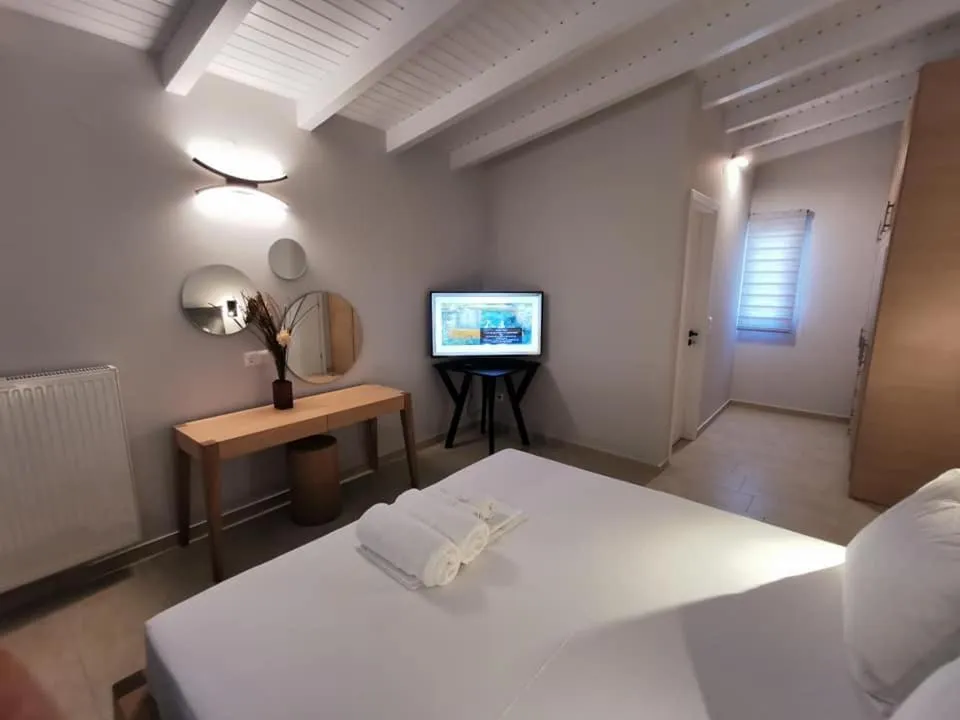 Bed in Ionion Beach Apartment Hotel & Spa