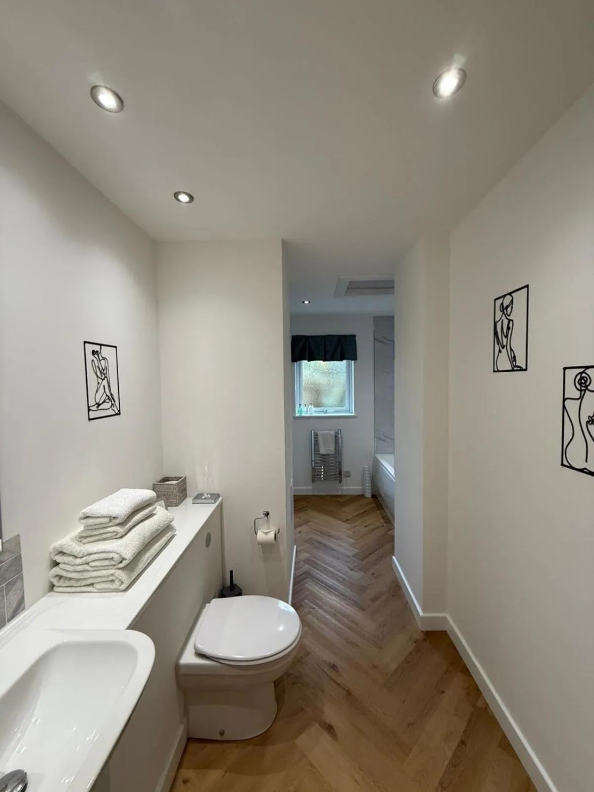 Bathroom in The Airds Hotel and Restaurant