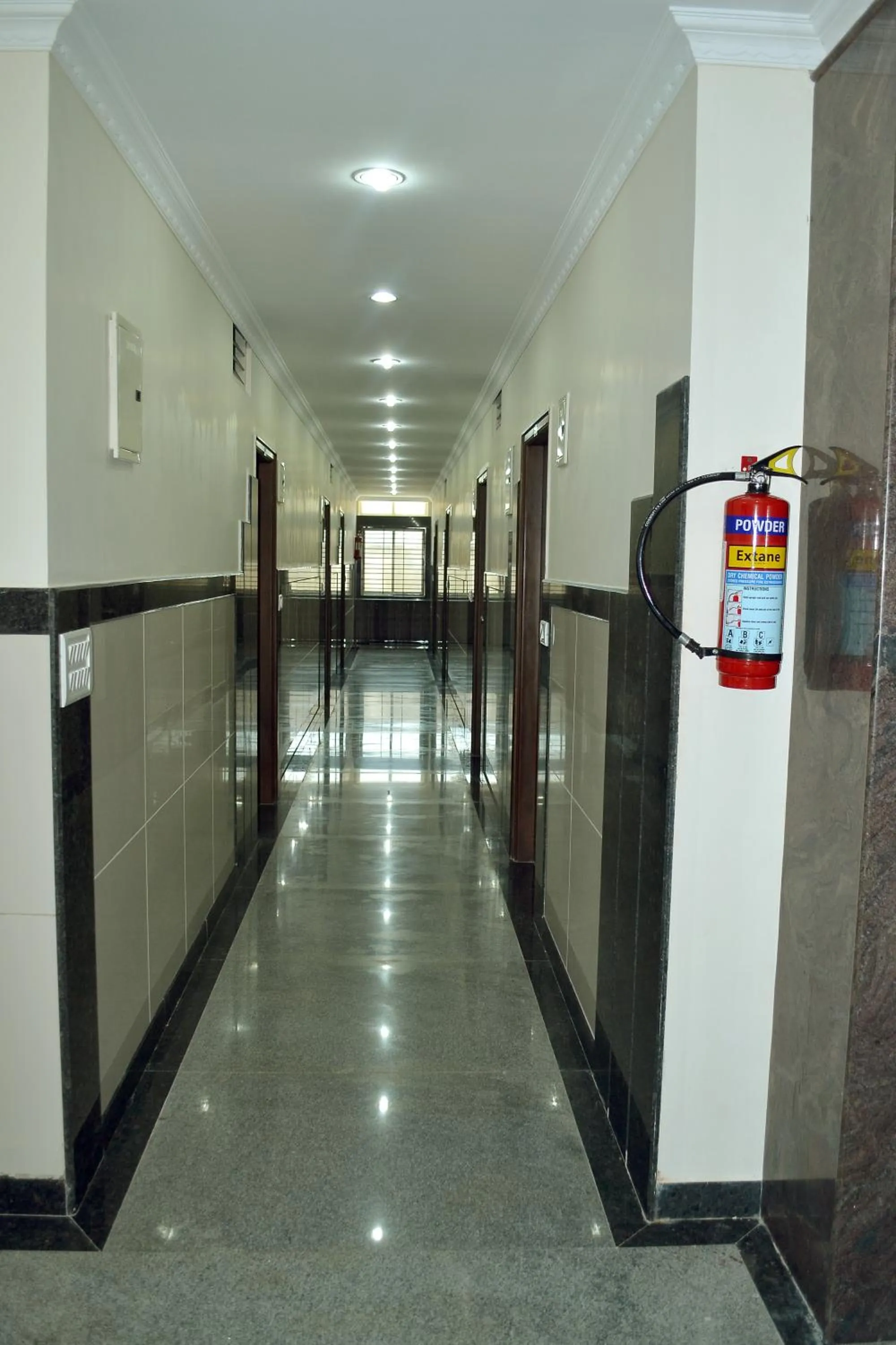 Decorative detail in Metro Park