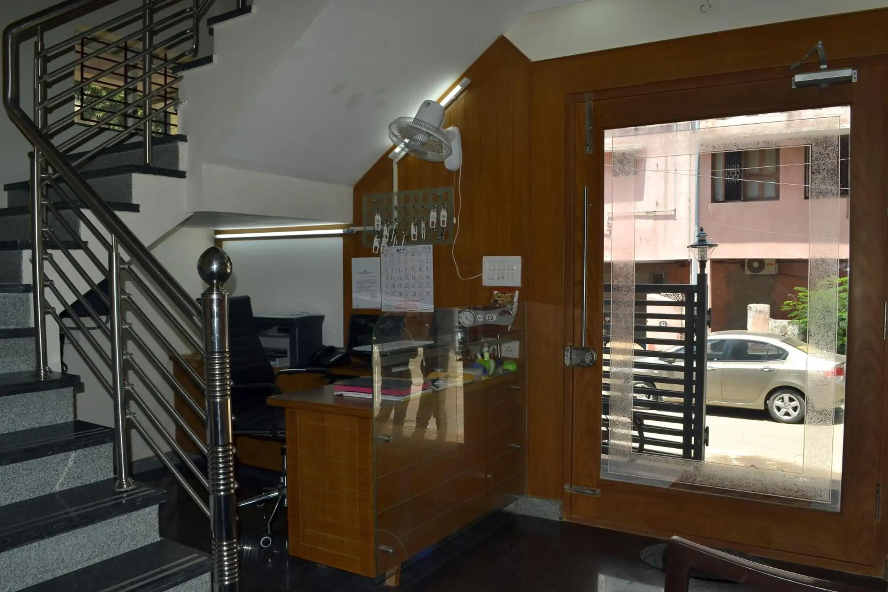 Lobby or reception in Metro Park Lobby or reception in Metro Park